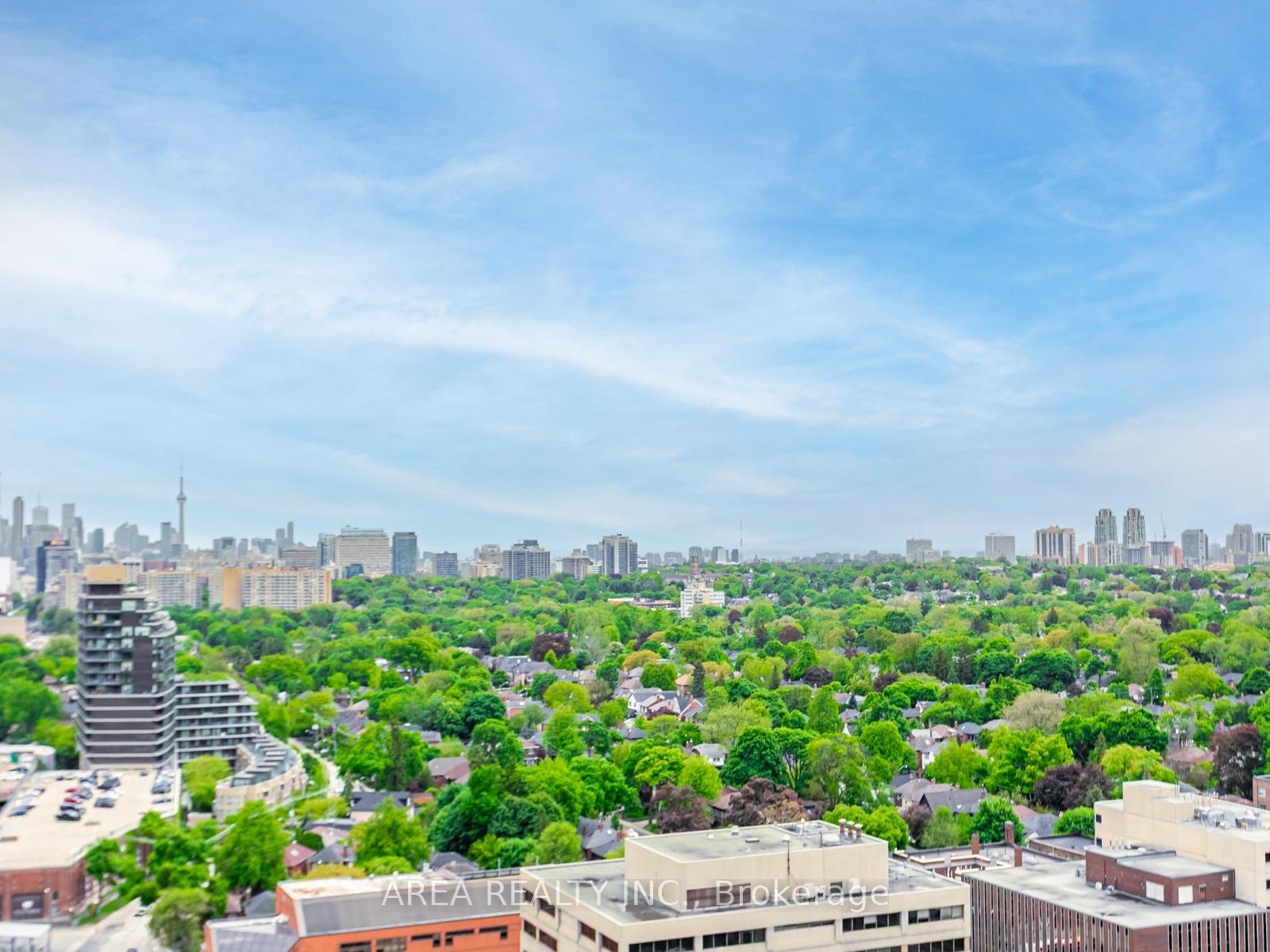 2 Bedrooms Condo at 58 Orchard View, Toronto For sale