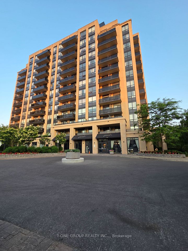 520 Steeles