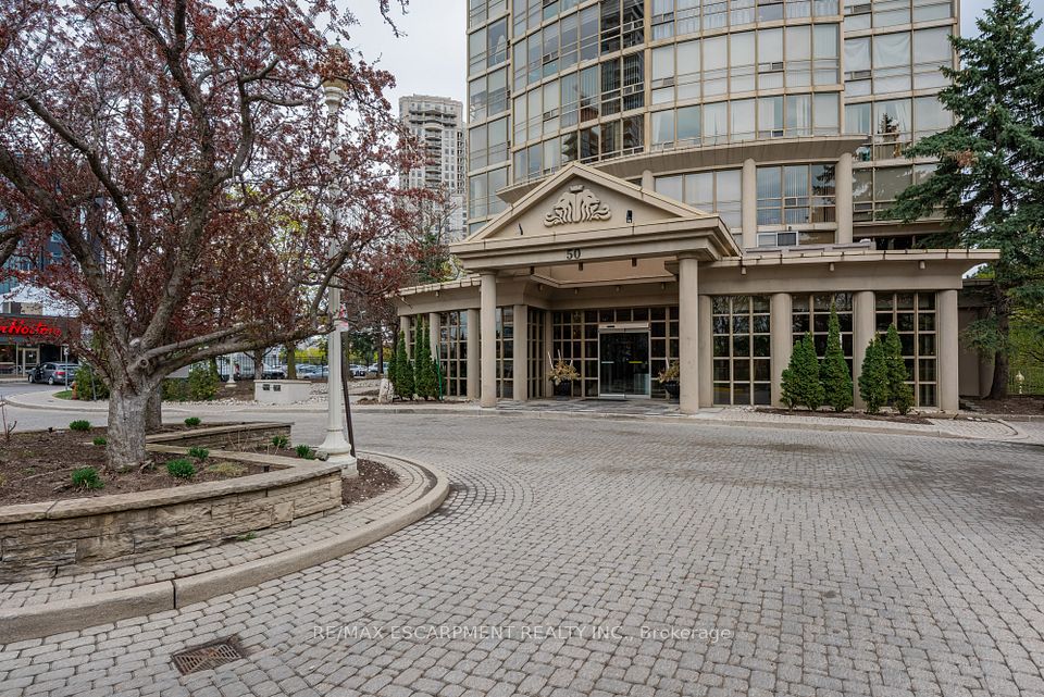 50 Eglinton