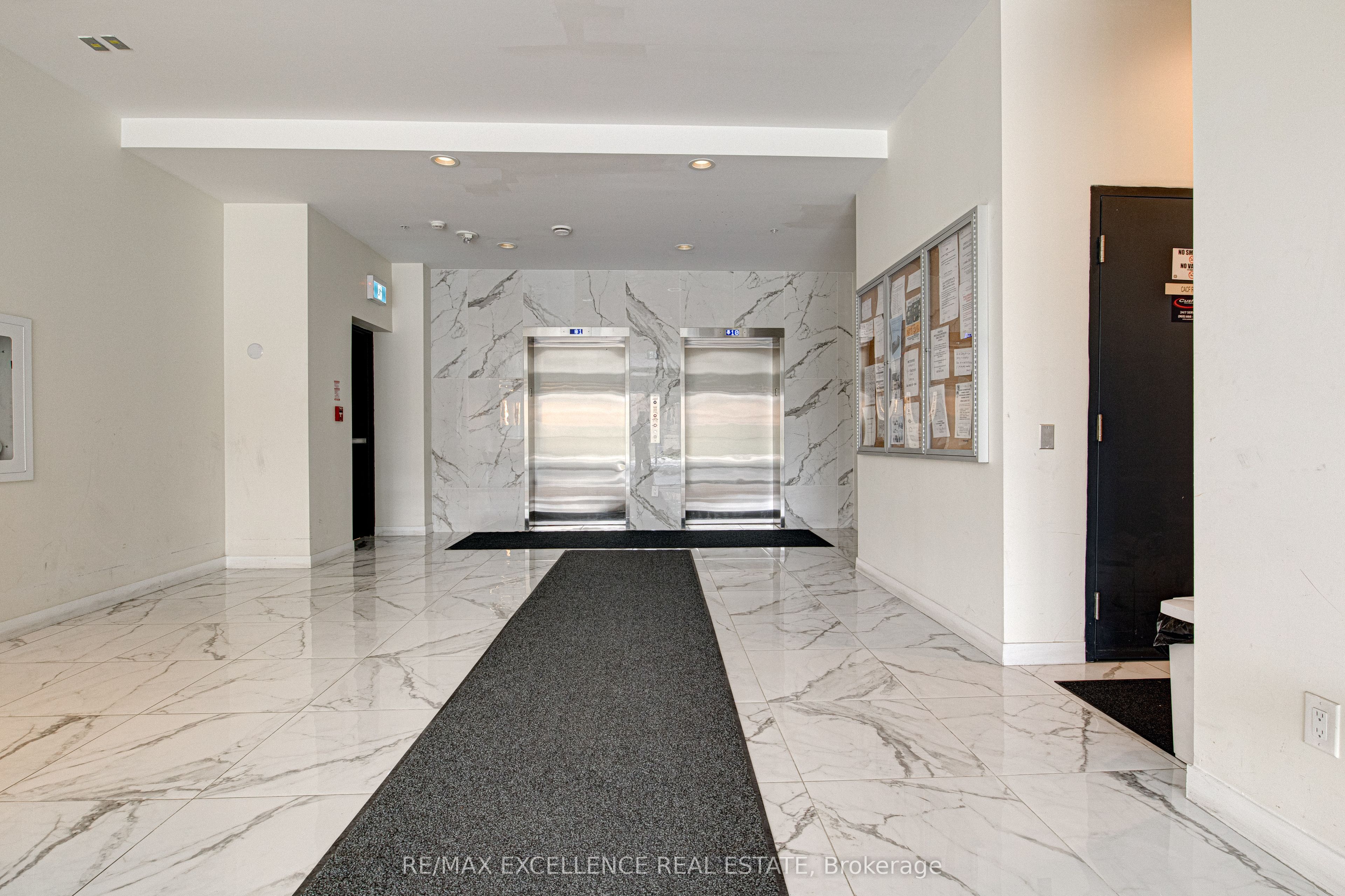 128 King Street N, #1402