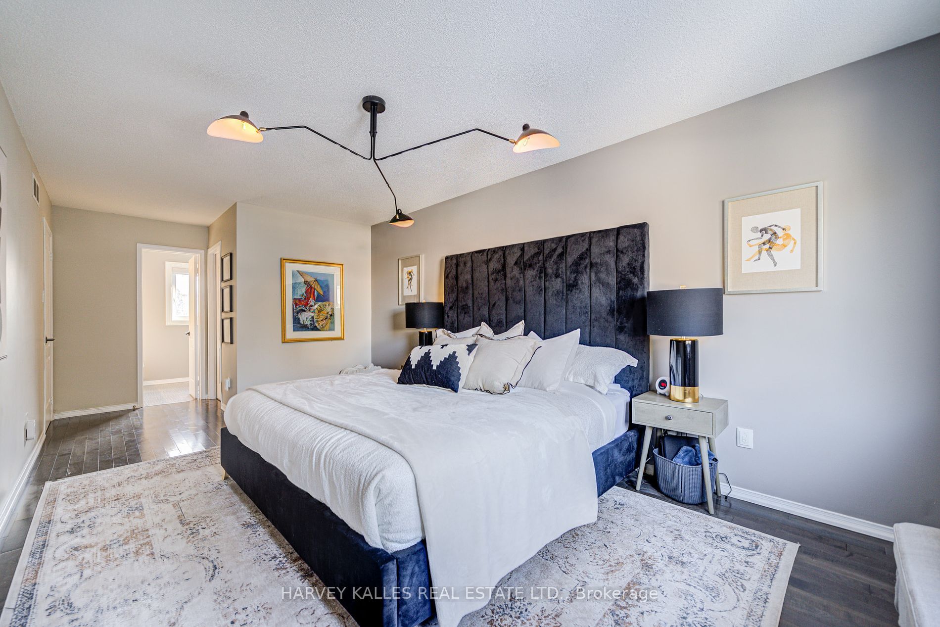 33 Rosemary Avenue