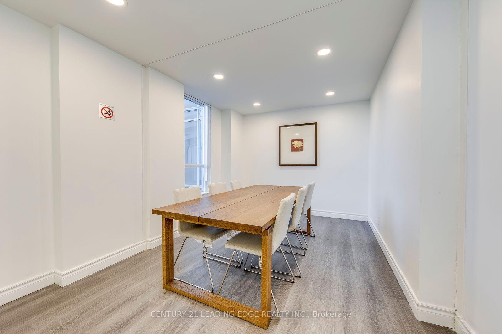 3 Bedrooms Condo at 38 Lee Centre, Toronto For sale