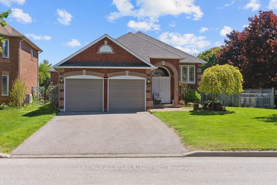 20 Fairwood Drive, Georgina, ON L4P 3X6