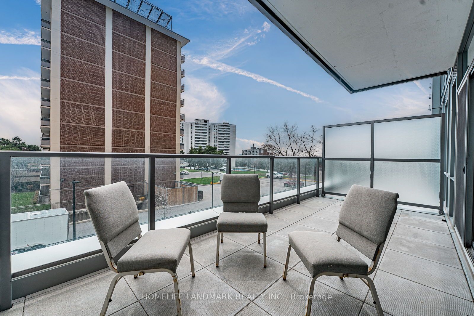 32 Forest Manor Road, #210