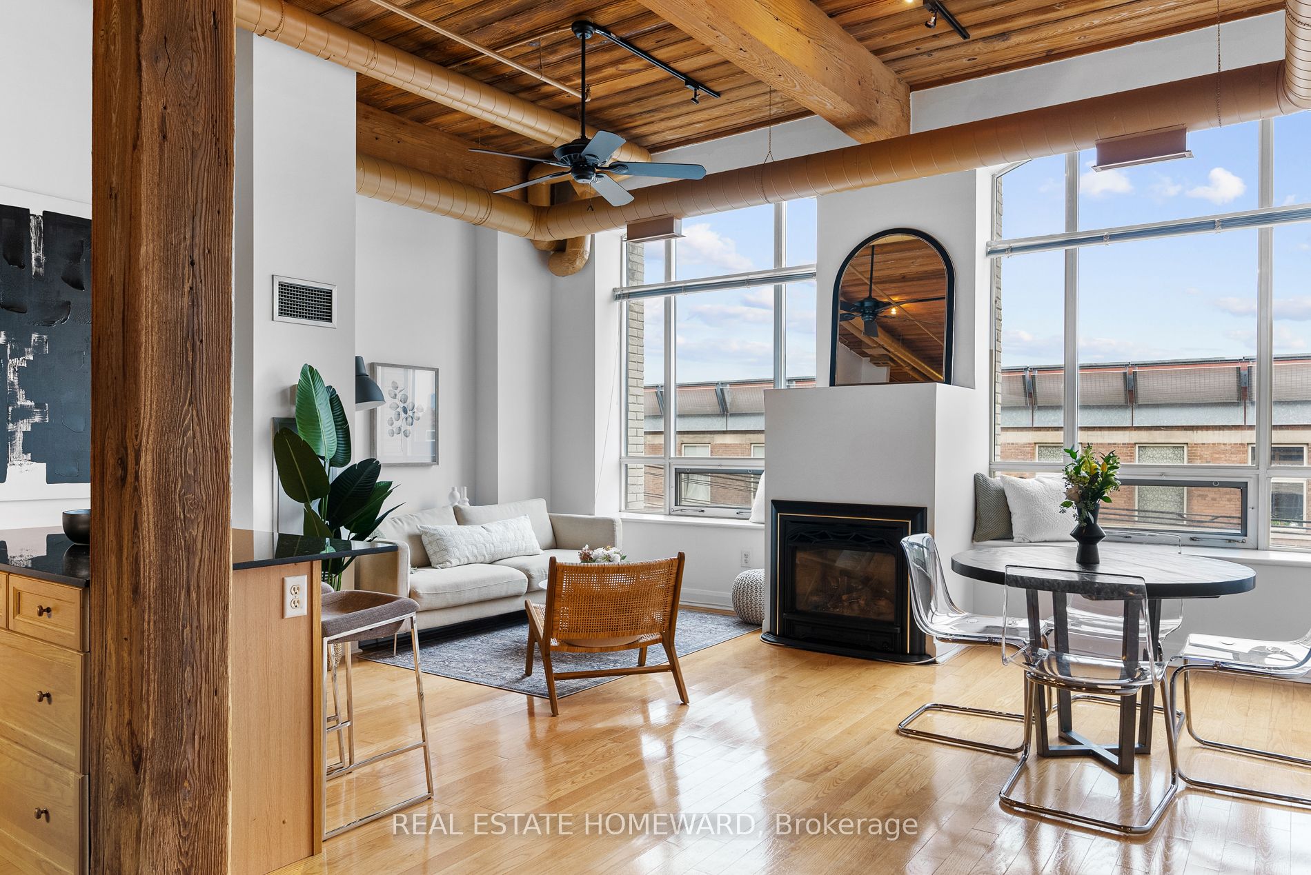993 Queen Street W, #315