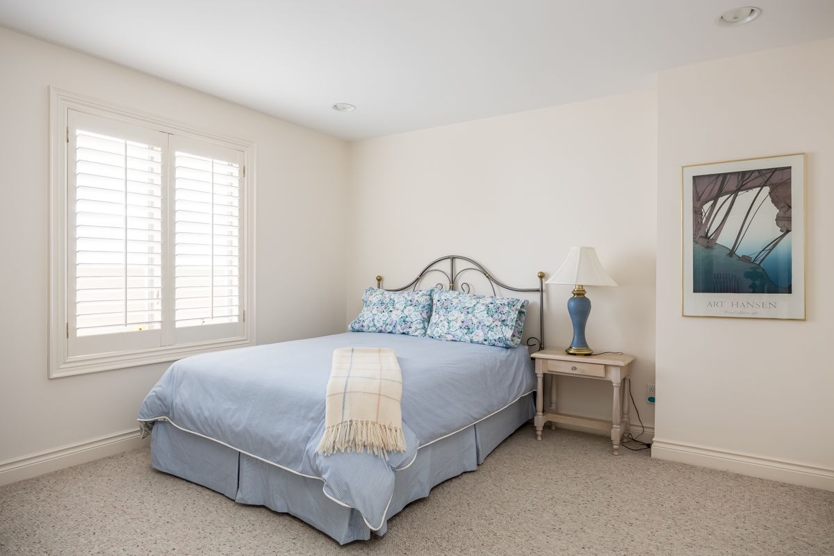 1373 Maple Road