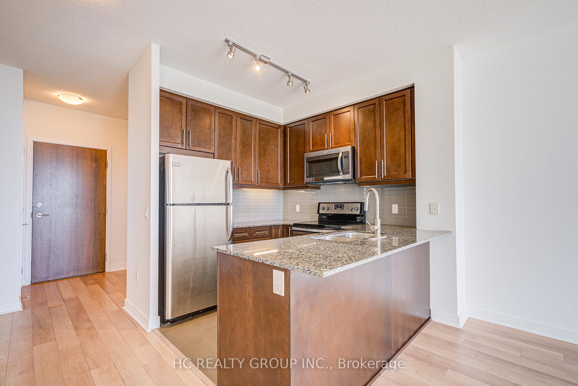 2 Bedrooms Condo at 3975 Grand Park, Mississauga For sale