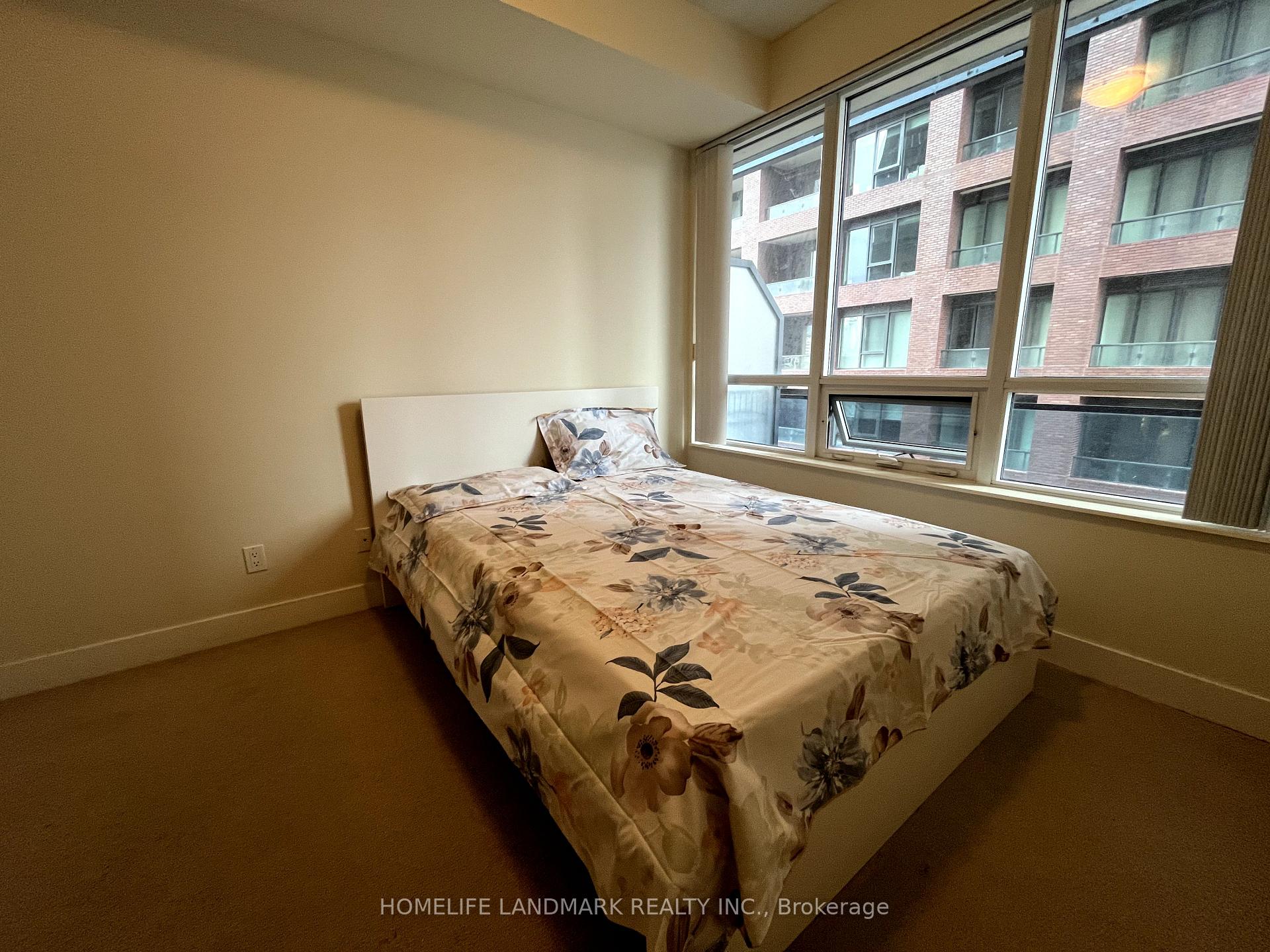 1 Bedroom Condo at 28 Linden, Toronto For sale