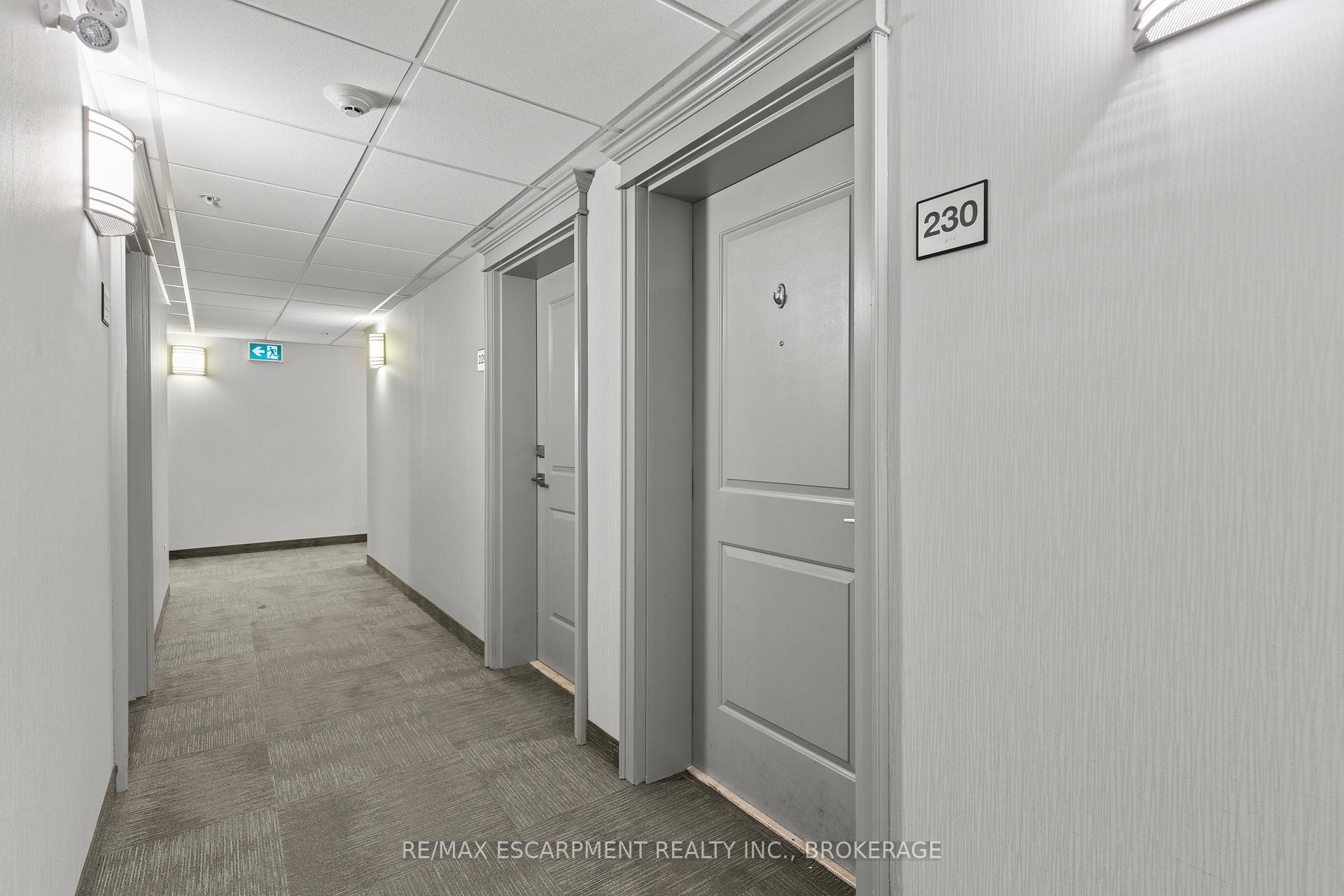 1 Bedroom Condo at 35 Southshore,  Hamilton For sale