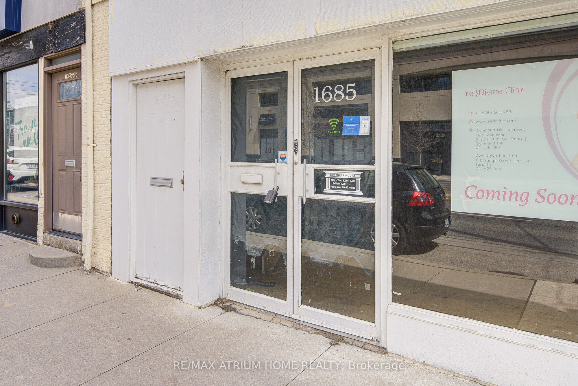 1685 Avenue Road, #Main