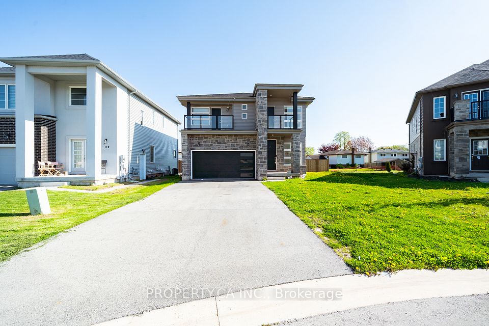 102 Bethune