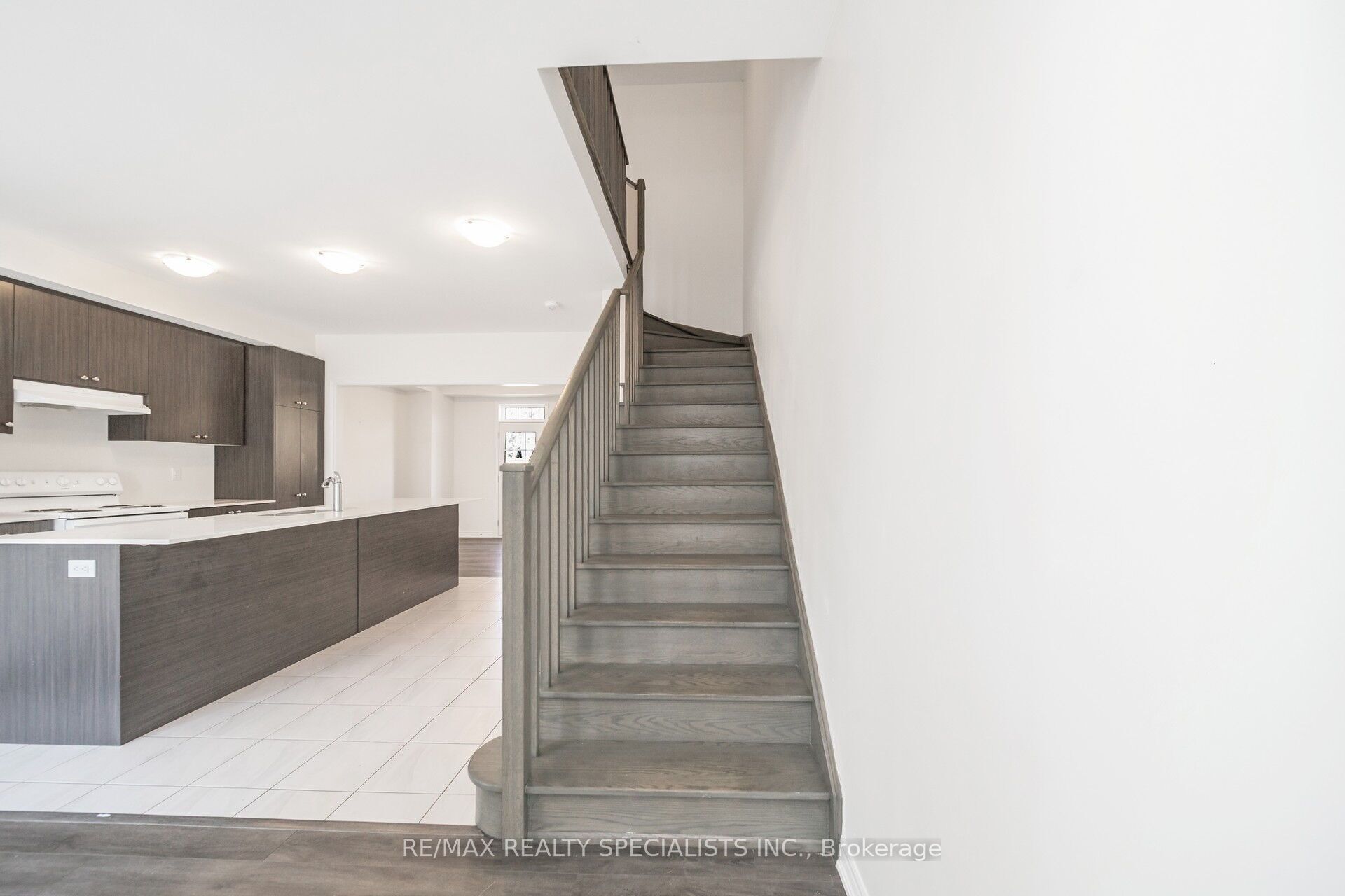 68 First Street, #28
