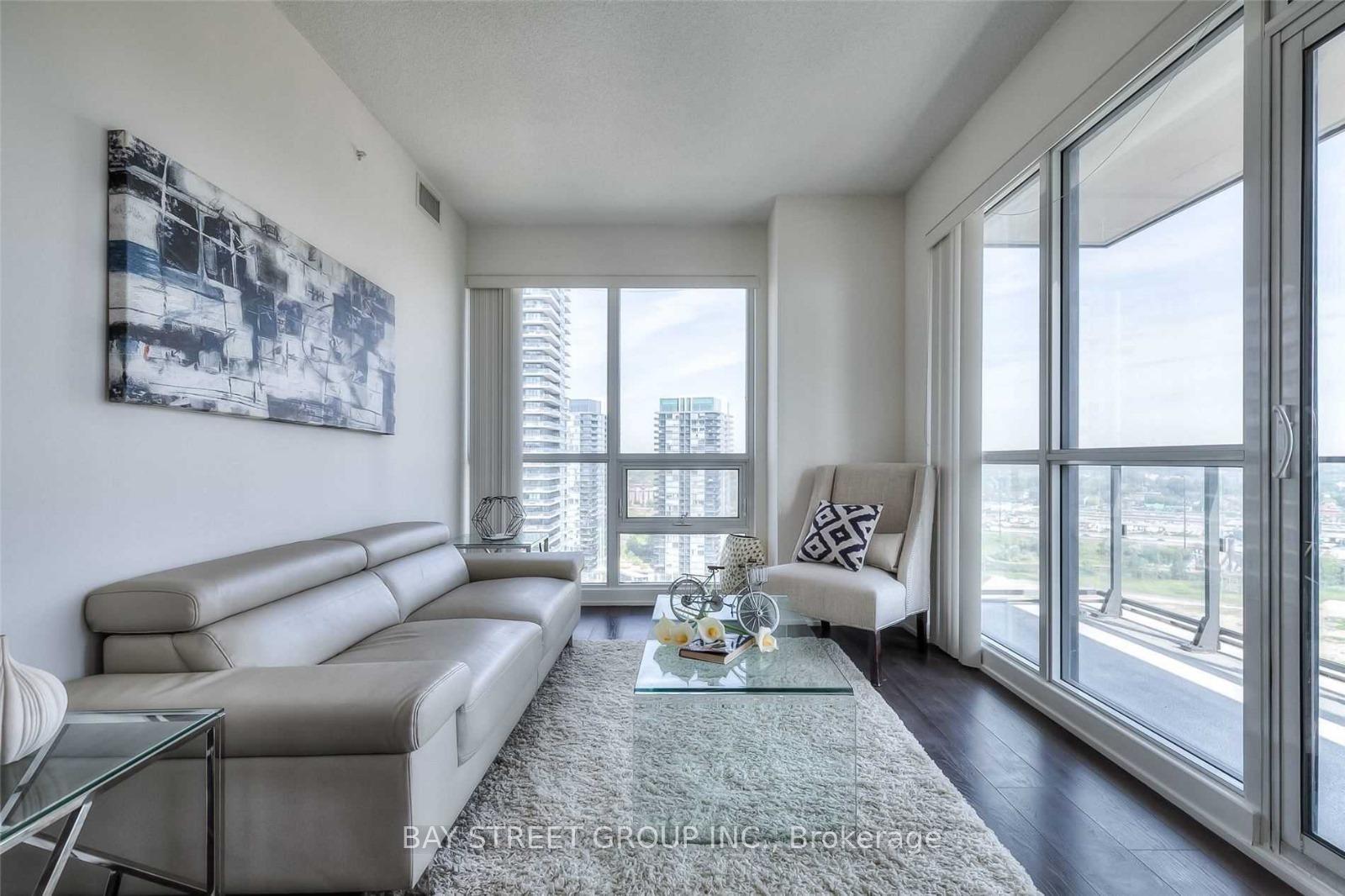 3 Bedrooms Condo at 2200 Lakeshore,  Toronto For sale