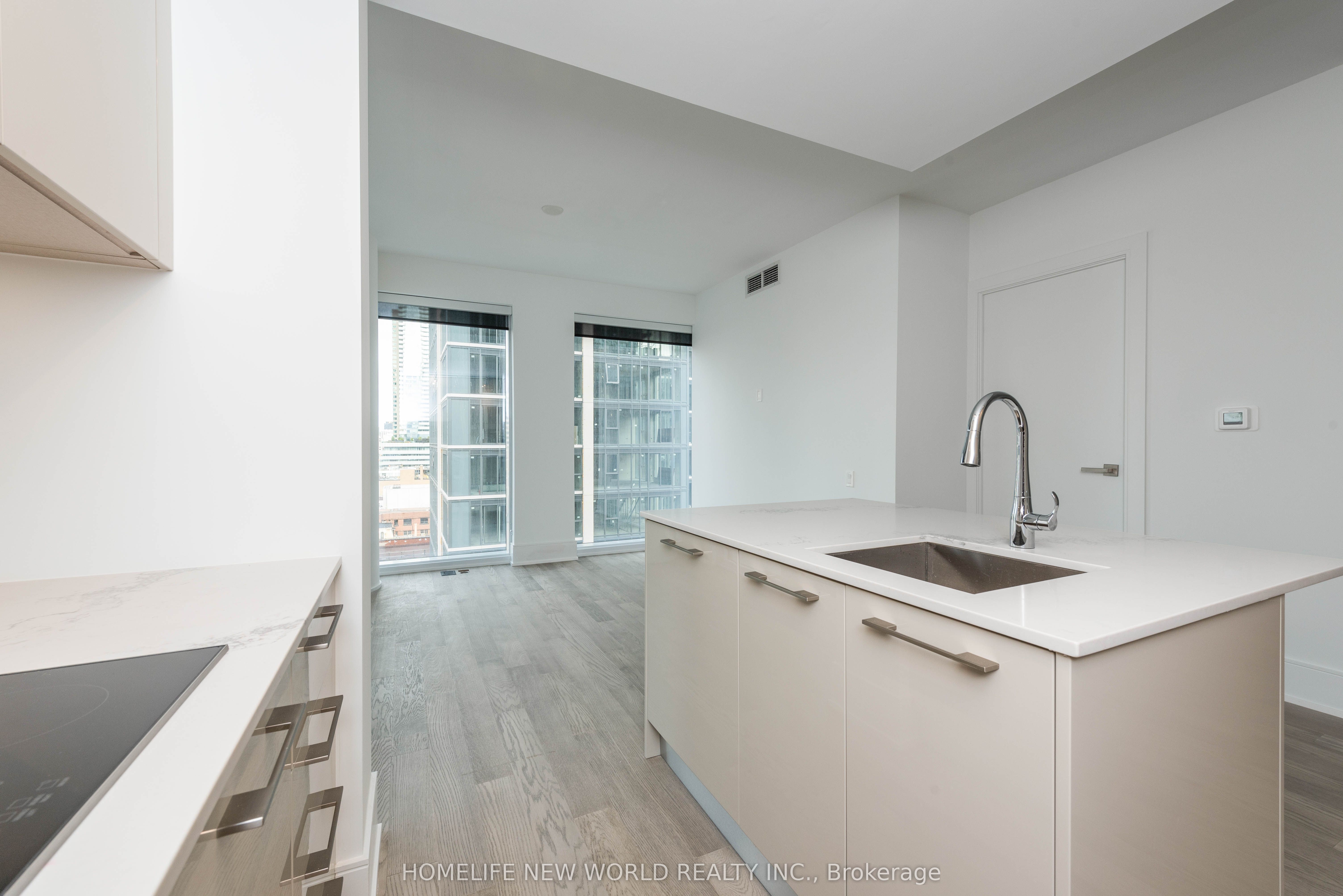 1 Gloucester Street, #1116