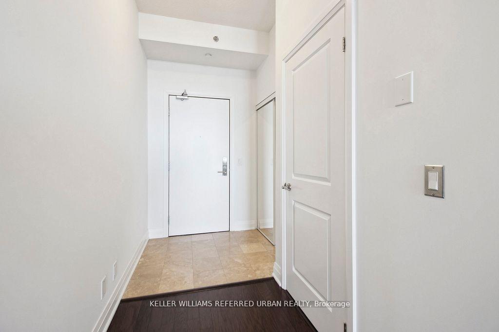 1 Bedroom Condo at 520 Steeles, Vaughan For sale