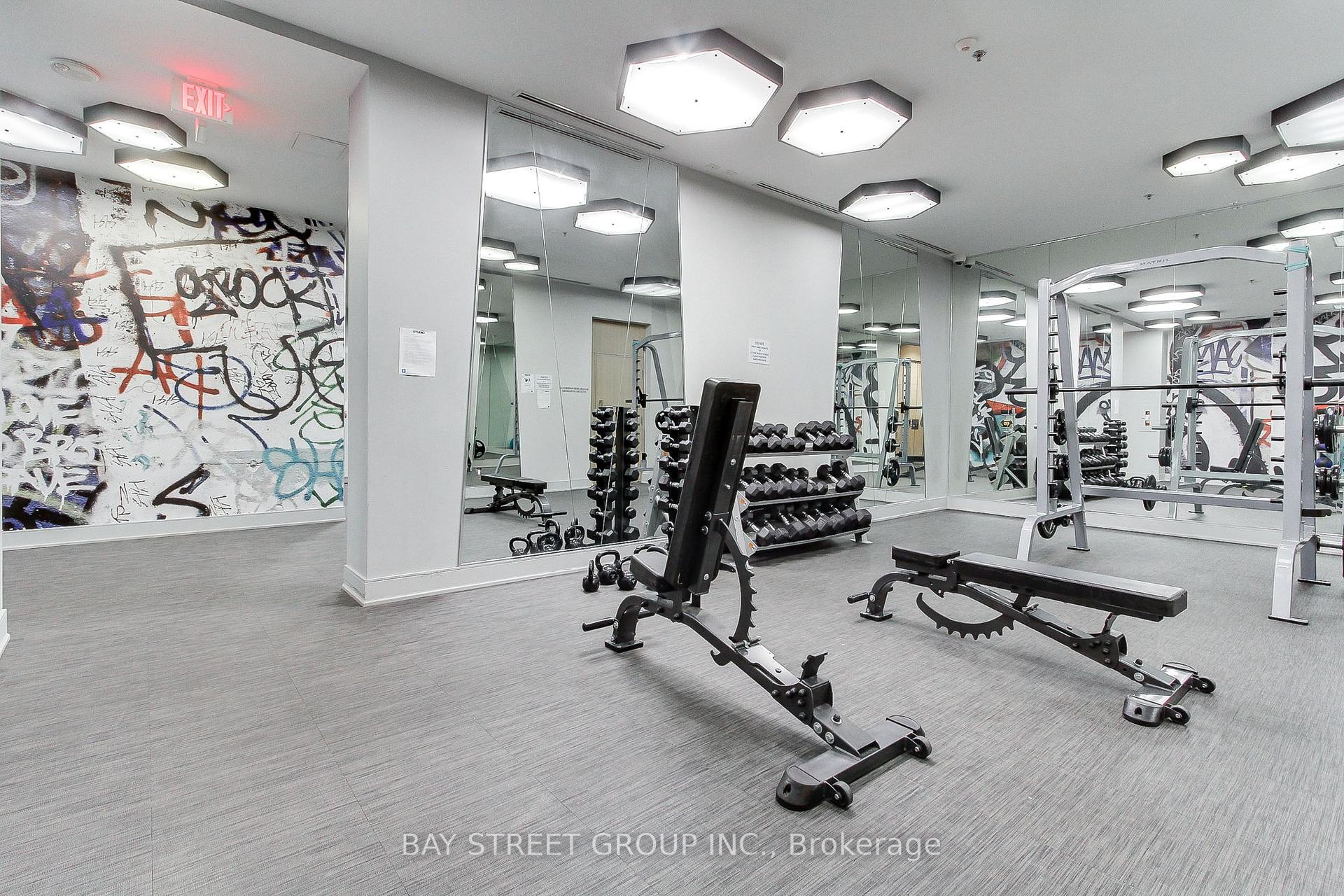 2 Bedrooms Condo at 199 Richmond, Toronto For sale