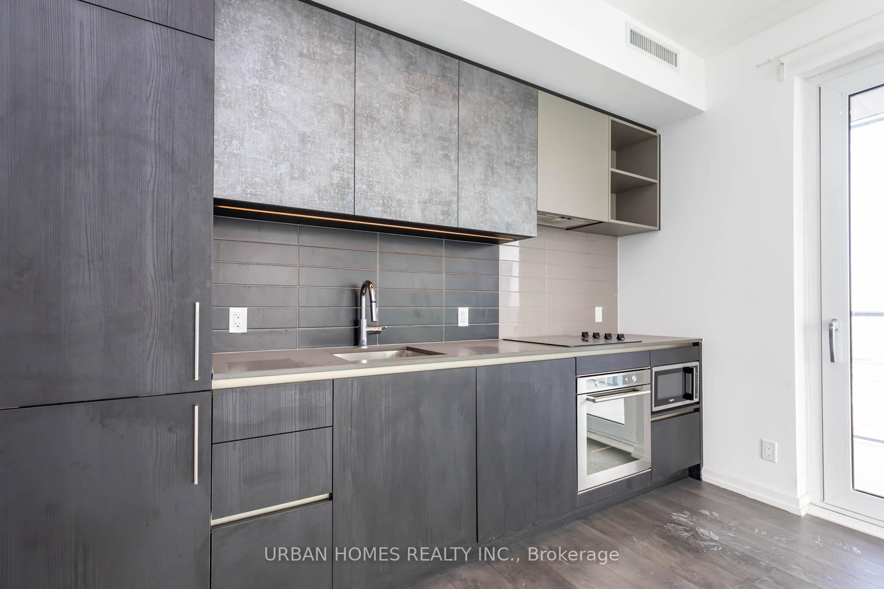 2 Bedrooms Condo at 7890 Jane, Vaughan For sale