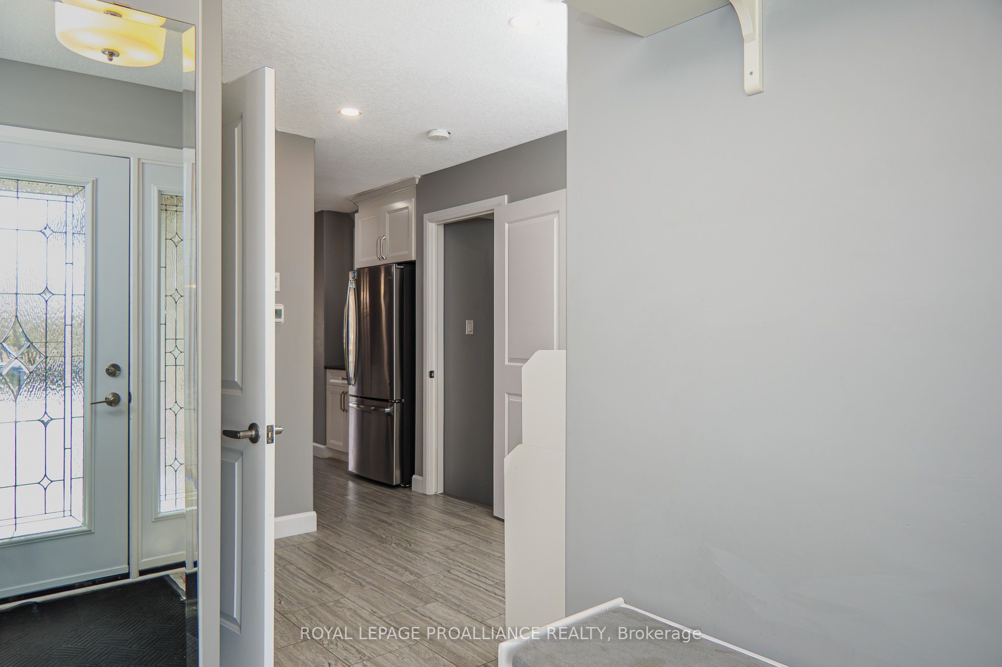 64 College Street, Quinte West, ON K8V 1P9