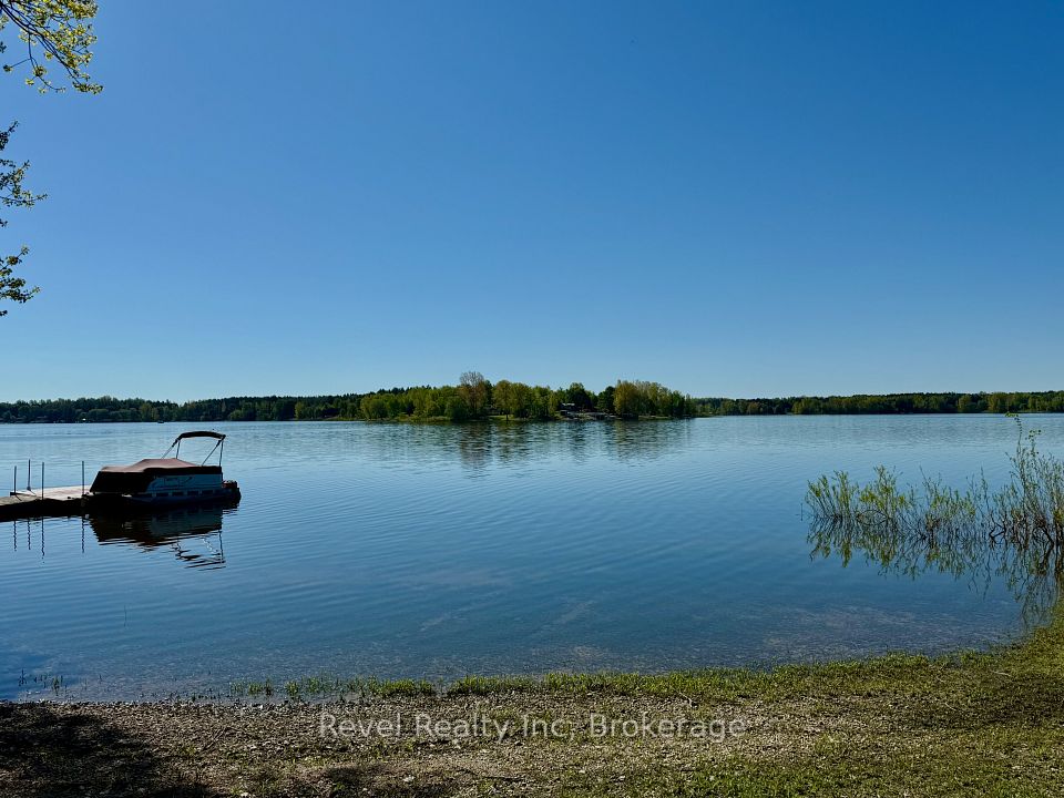 554 ROAD 5, Mapleton, ON N0G 1P0