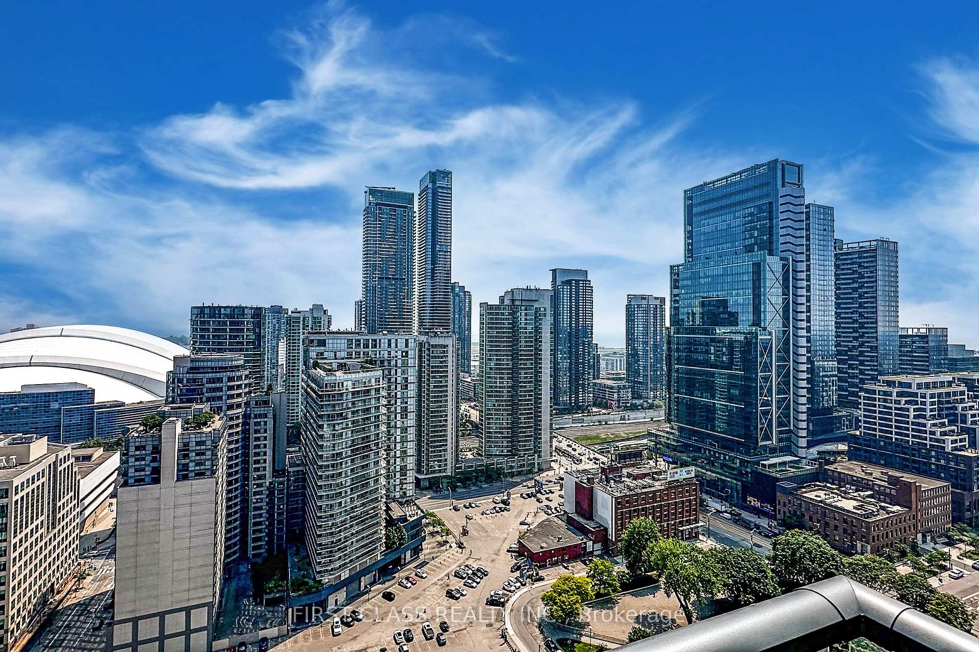 3 Bedrooms Condo at 88 Blue Jays, Toronto For sale