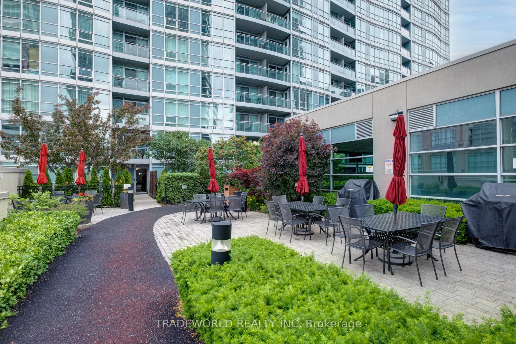 2 Bedrooms Condo at 155 Legion, Toronto For sale