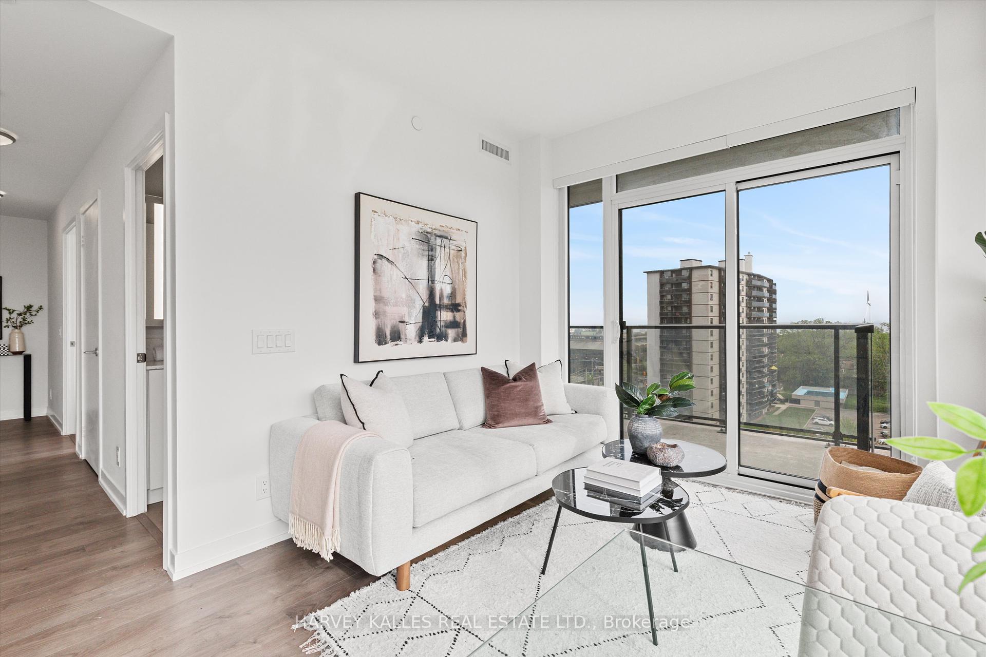 2 Bedrooms Condo at 270 Dufferin, Toronto For sale