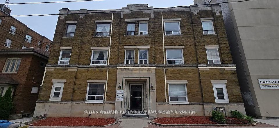 137 Eglinton