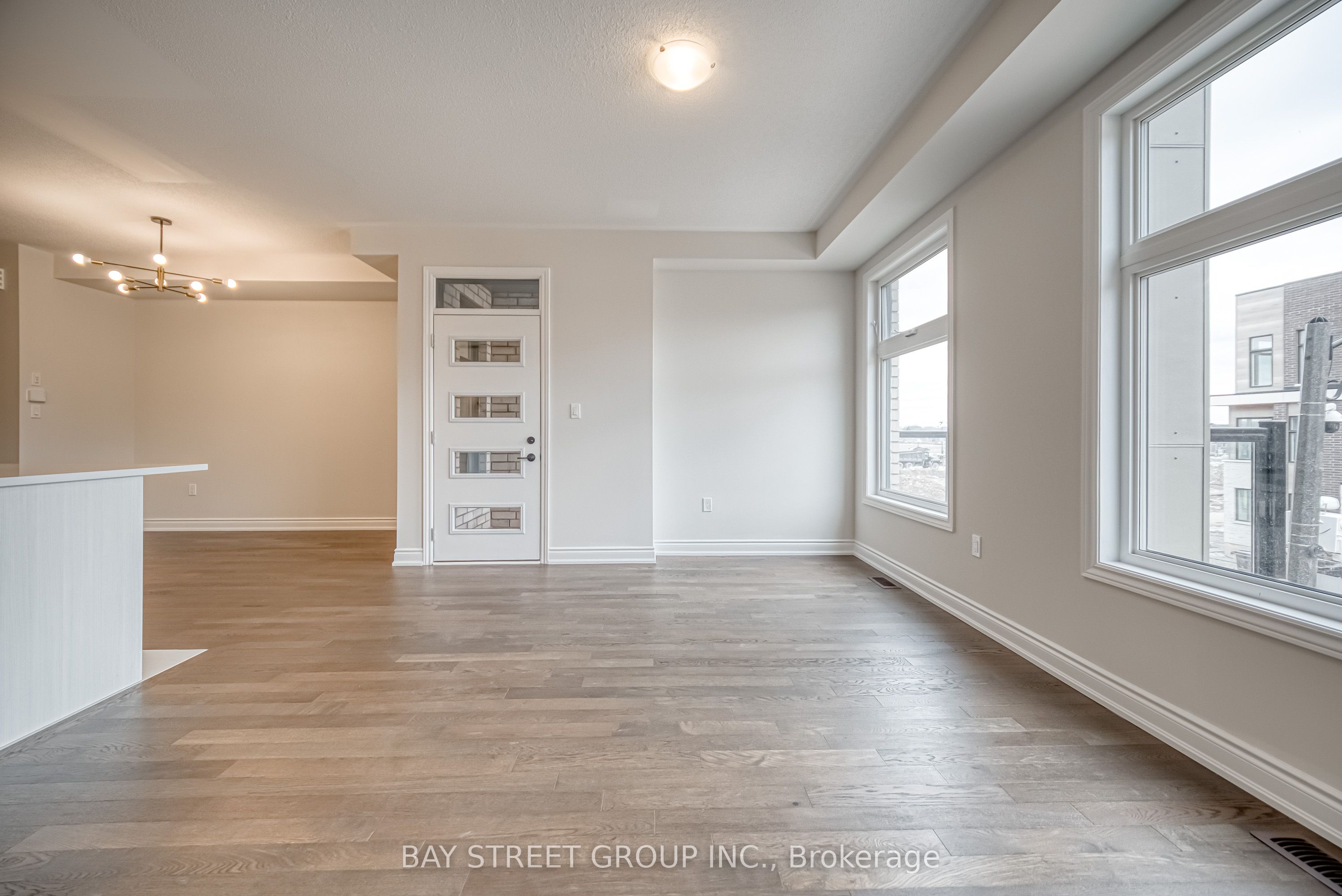 1411 Courtleigh Trail