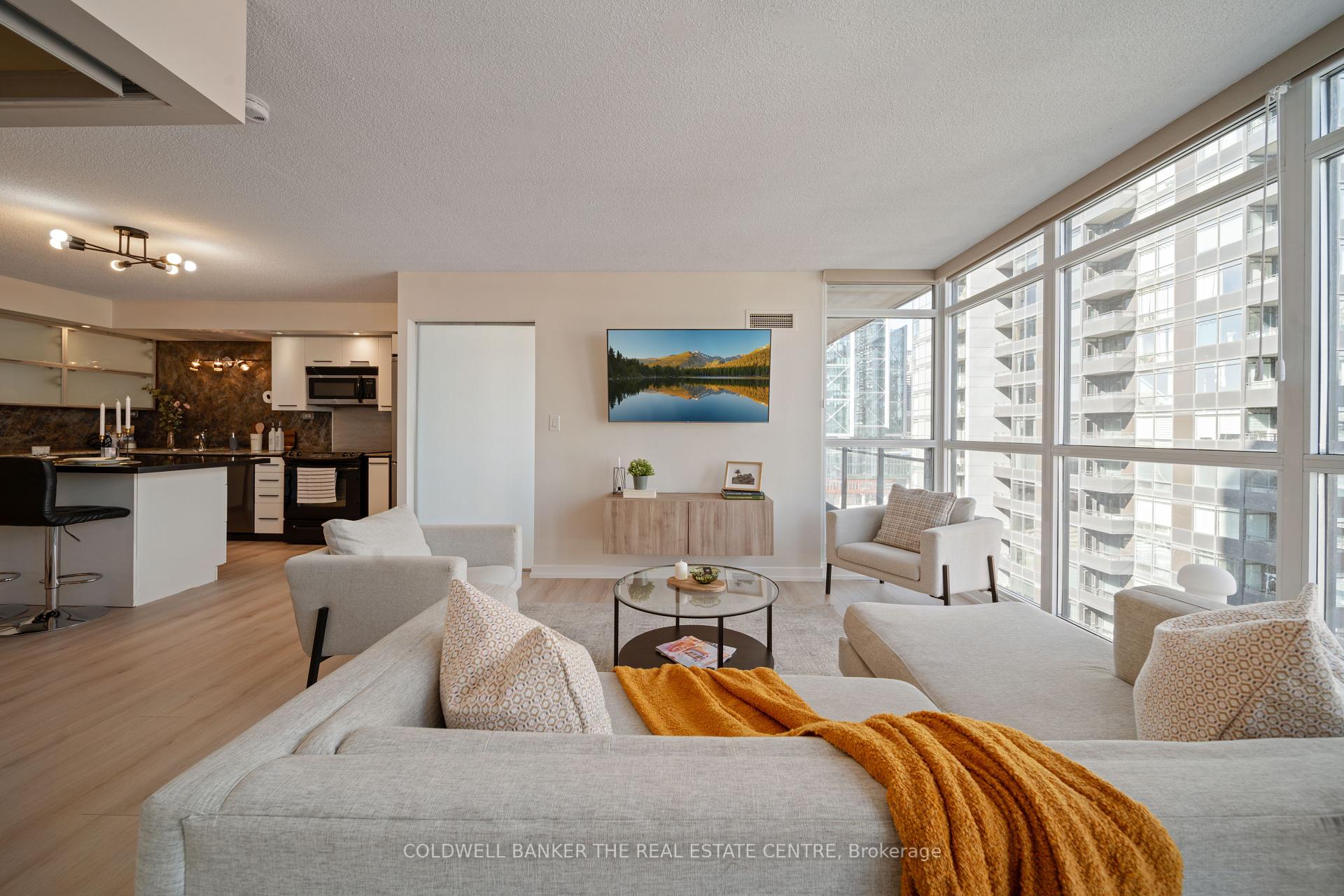 3 Bedrooms Condo at 8 Telegram,  Toronto For sale