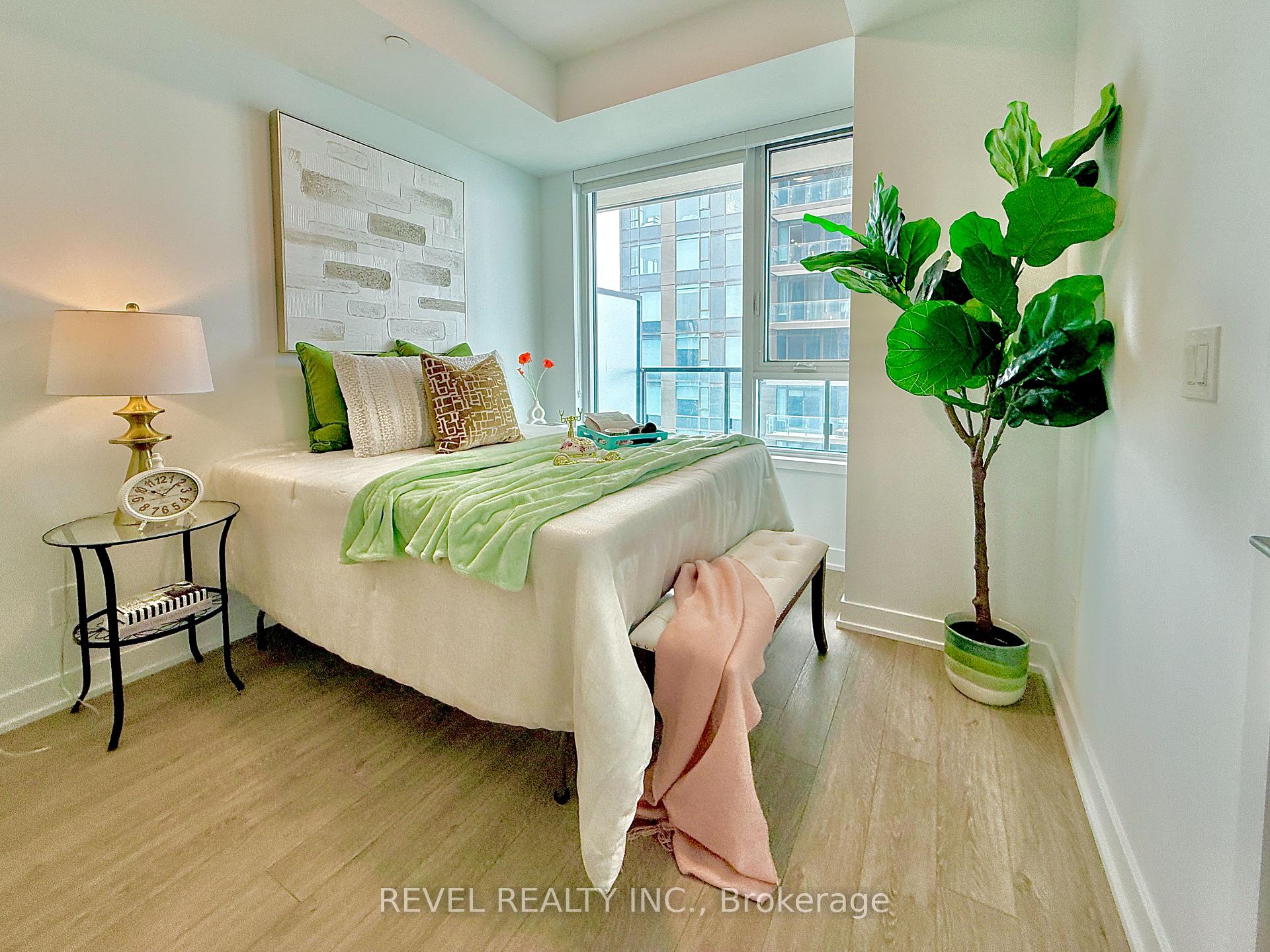 3 Bedrooms Condo at 1928 Lake Shore, Toronto For sale