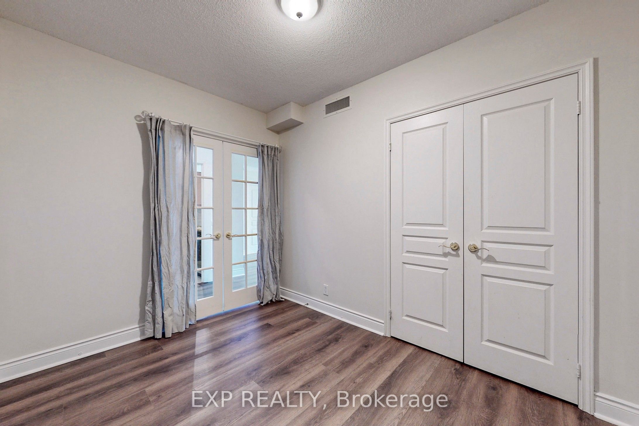10 Delisle Avenue, #618