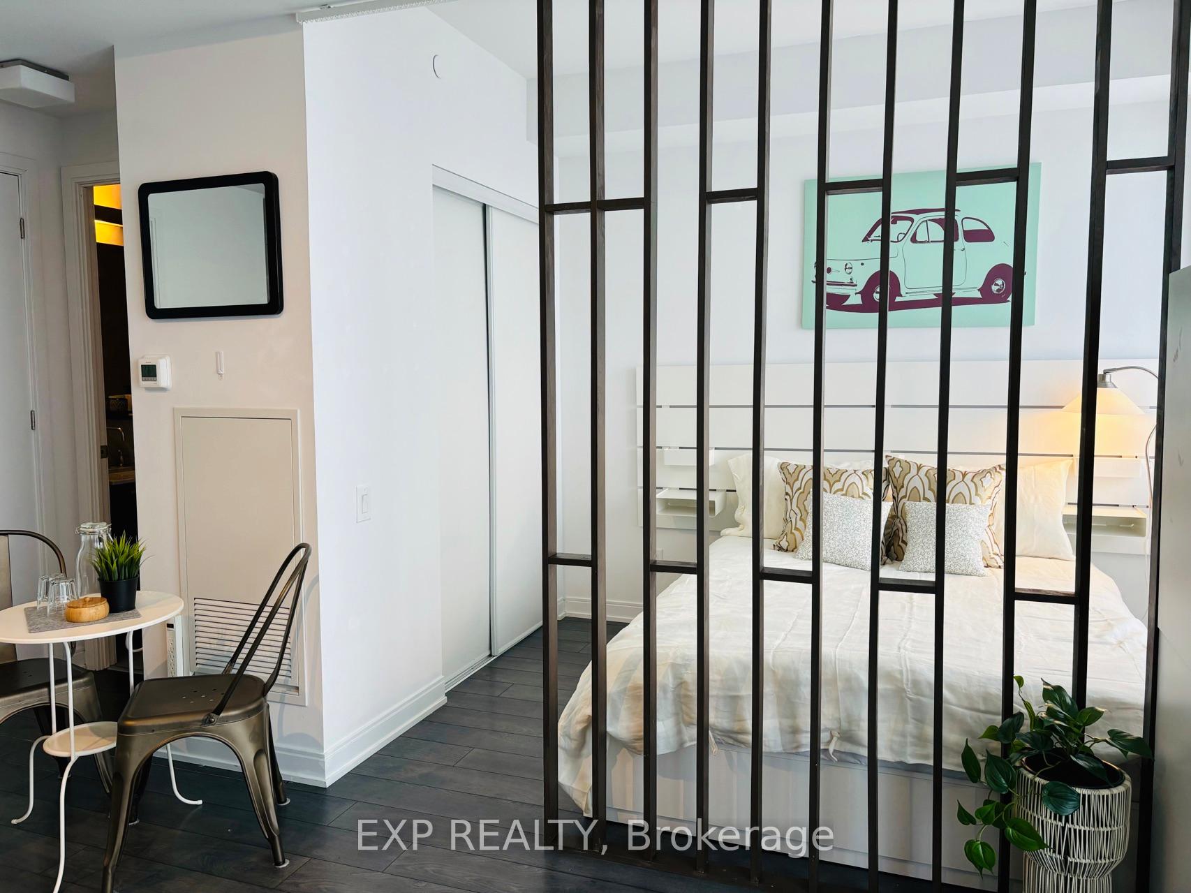 1 Bedroom Condo at 50 Charles, Toronto For sale