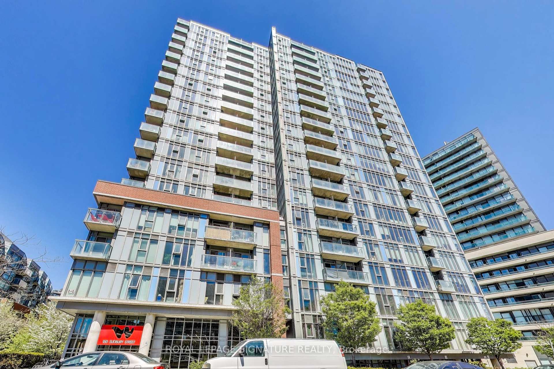 2 Bedrooms Condo at 150 Sudbury, Toronto For sale