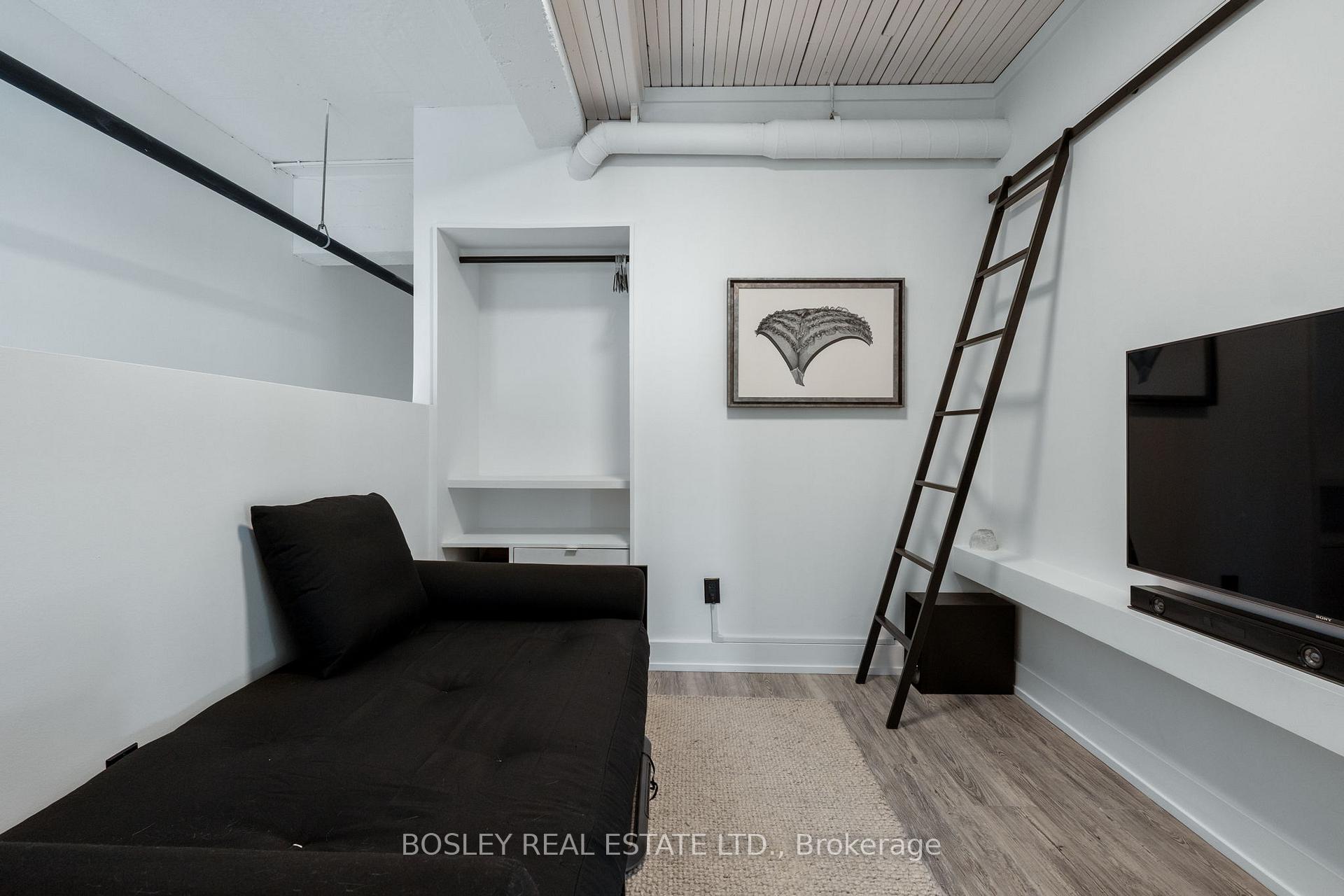 3 Bedrooms Condo at 183 Dovercourt, Toronto For sale