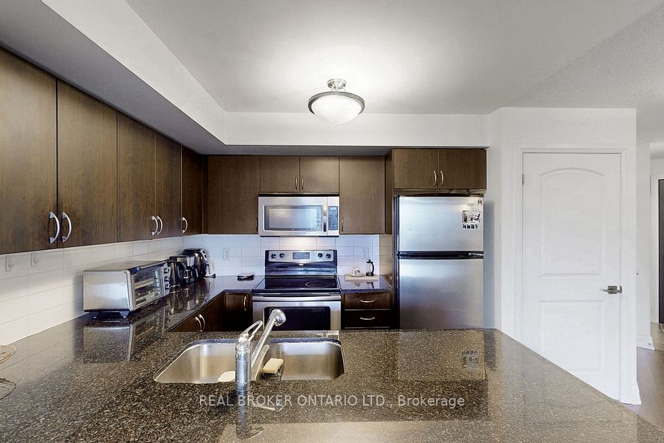 #921 - 1060 Sheppard Avenue, Toronto, ON M3J 0G7