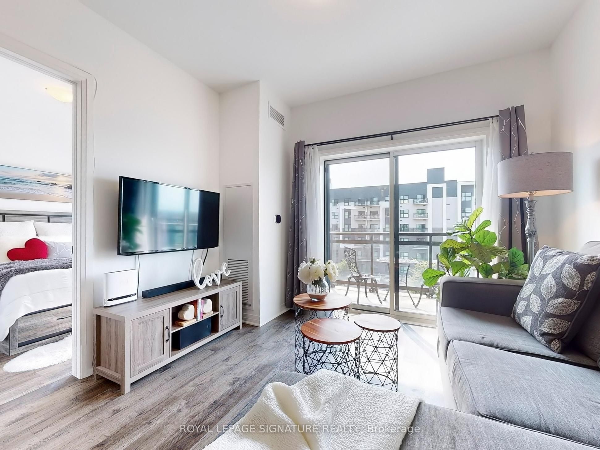 102 Grovewood Common, #405