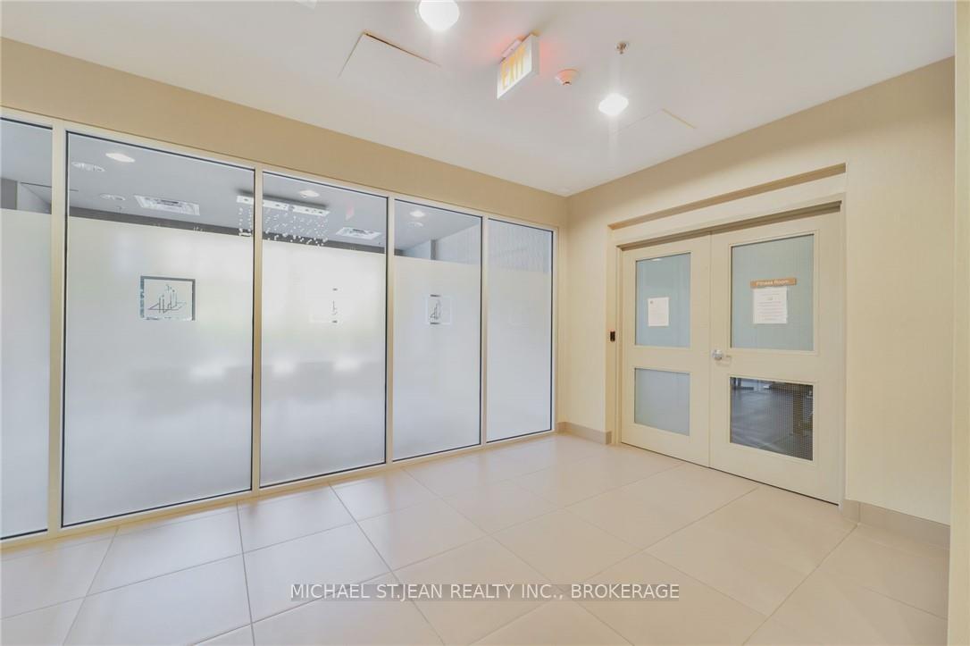 2 Bedrooms Condo at 90 Charlton,  Hamilton For sale