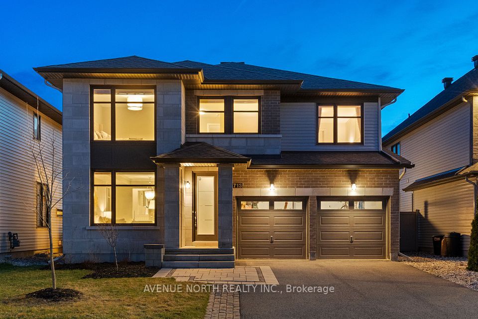 713 Carnelian