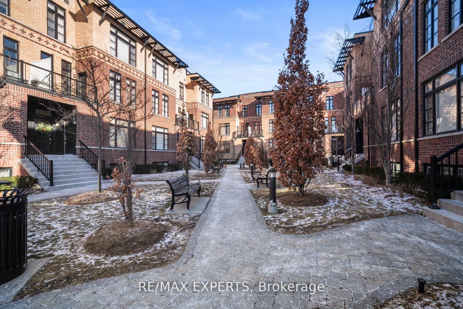 2 Bedrooms Condo at 8167 Kipling, Vaughan For sale