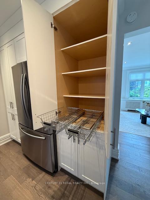 2 Bedrooms Condo at 93 Douglas, Toronto For sale