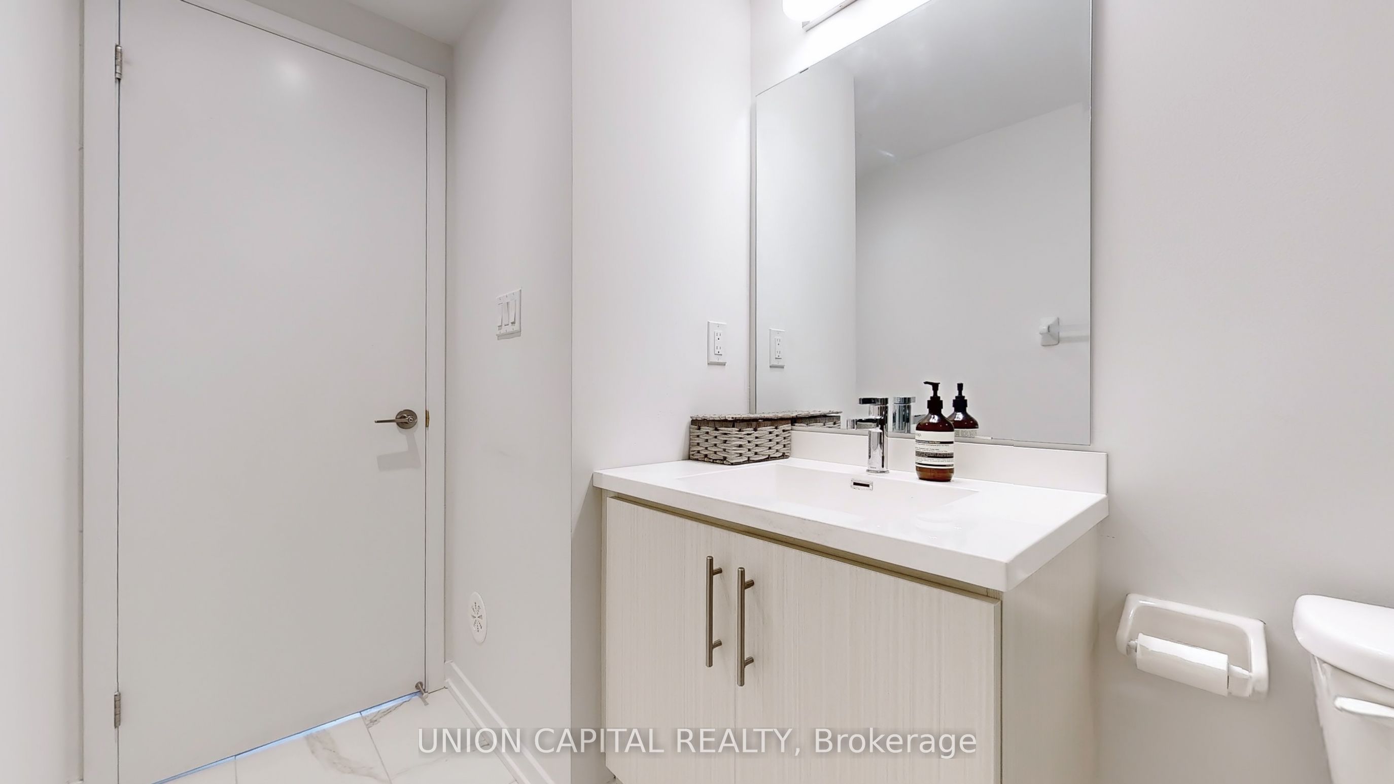 15 William Jackson Way, #23