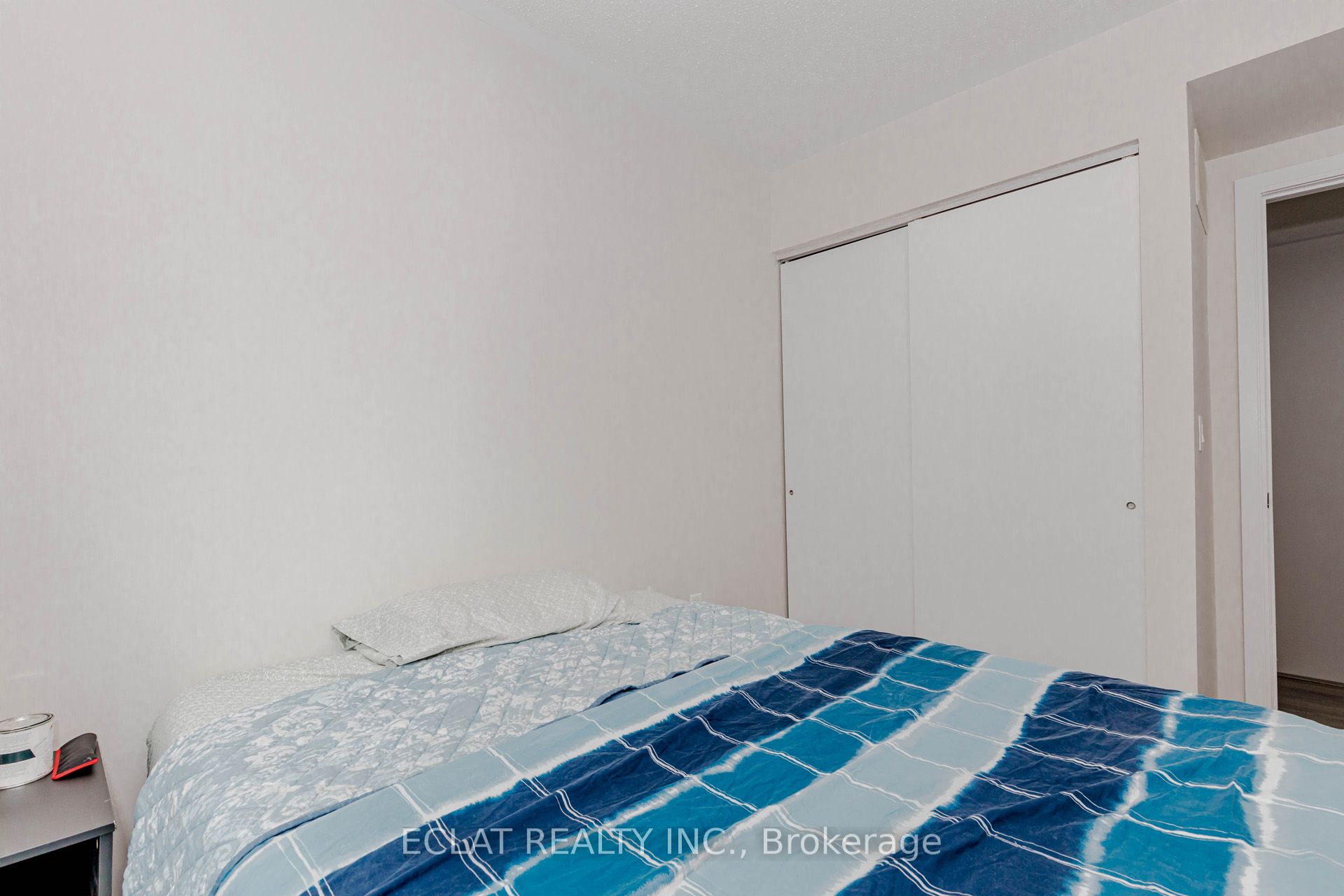 100 Dufay Road, #100