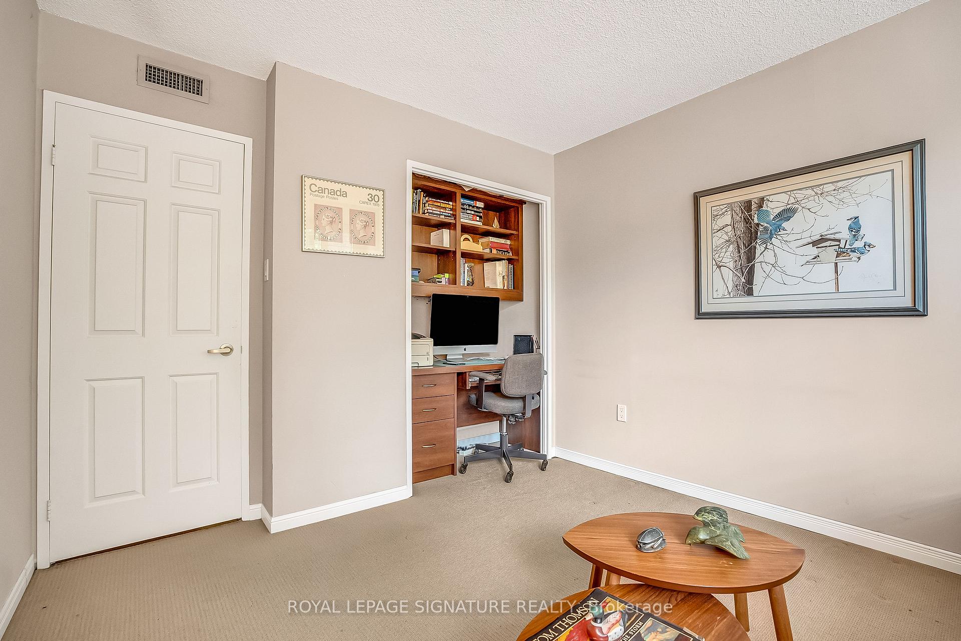 2 Bedrooms Condo at 245 The Donway, Toronto For sale