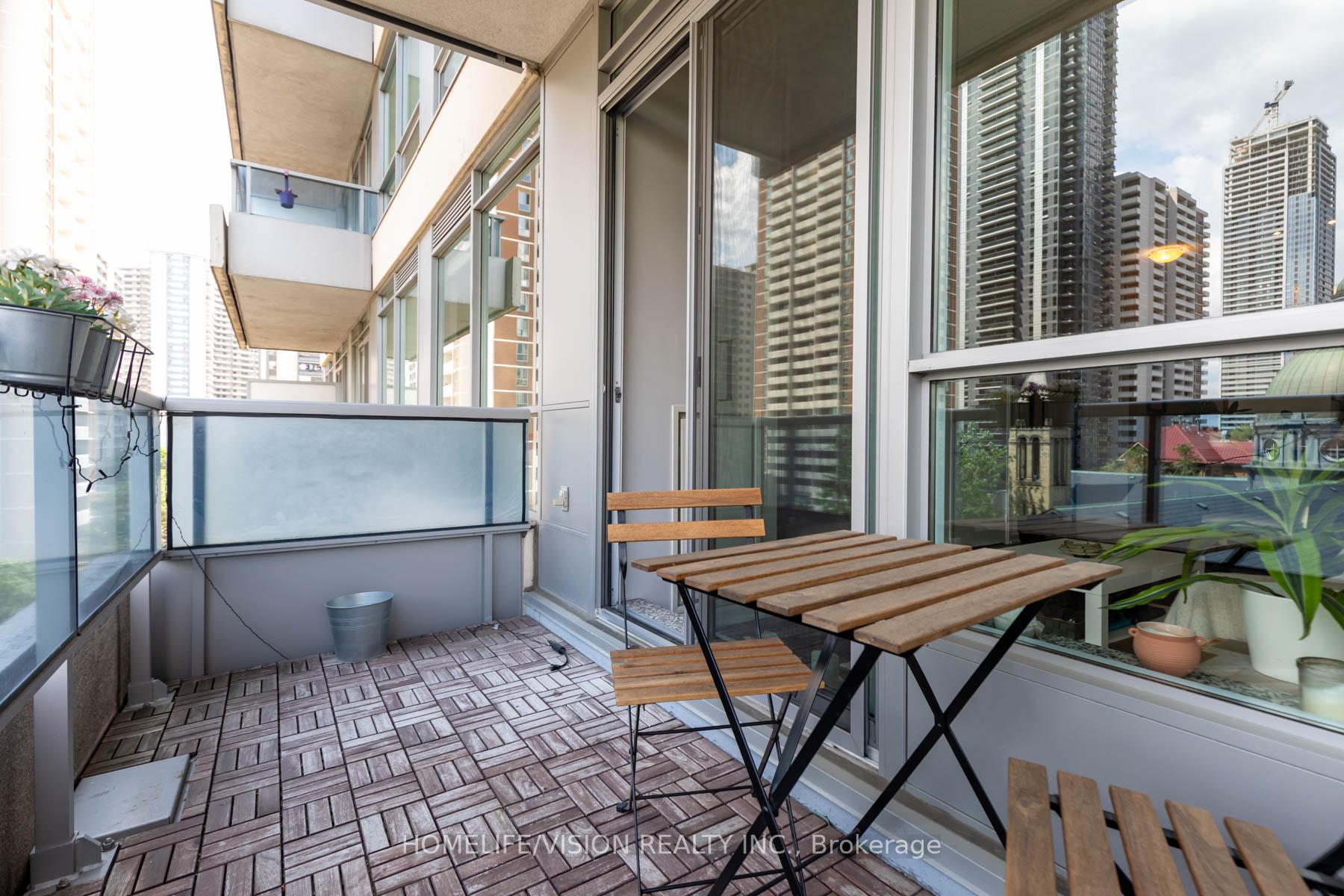 1 Bedroom Condo at 500 Sherbourne, Toronto For sale