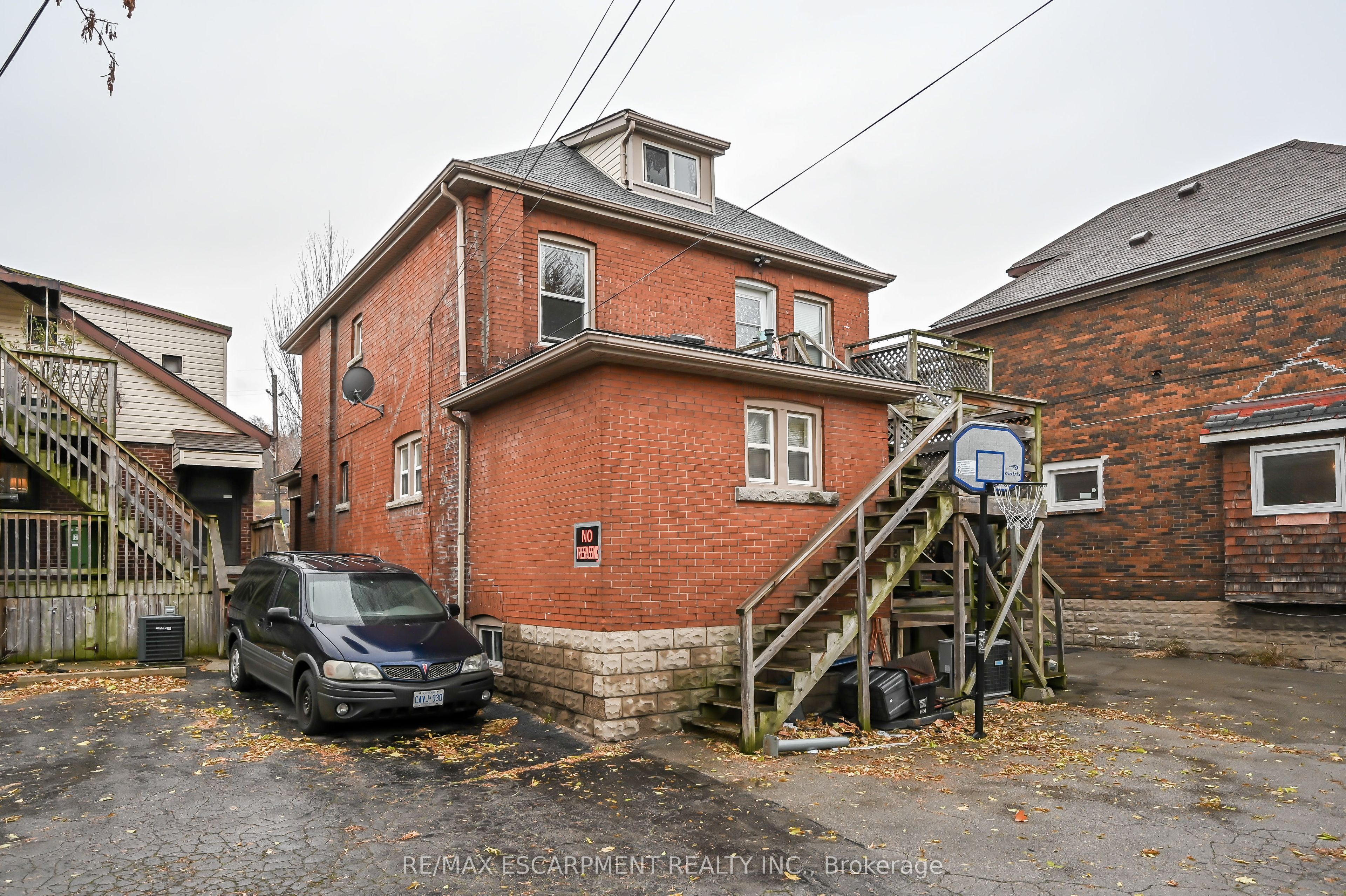 1597 King Street E