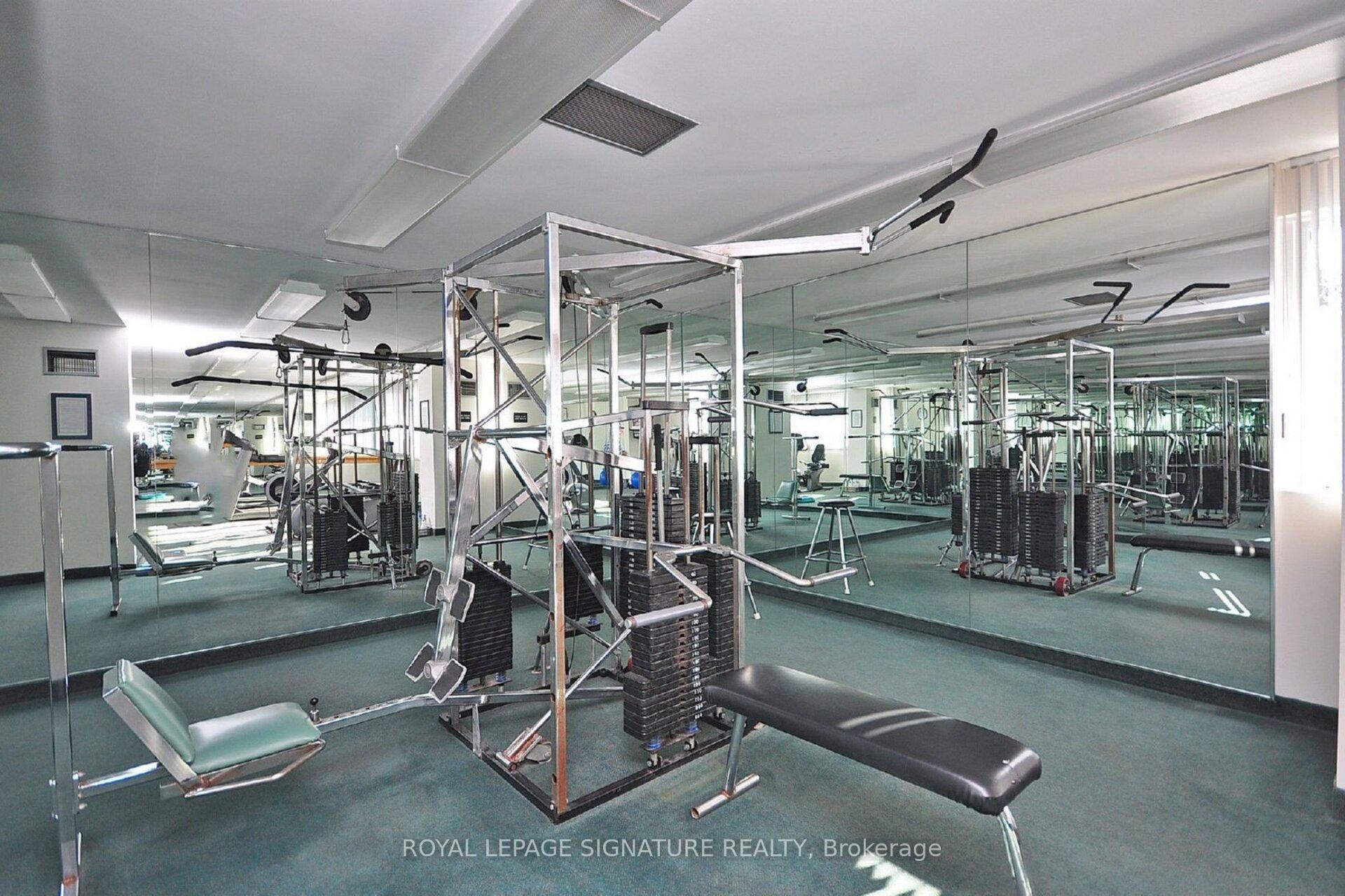 4 Bedrooms Condo at 1300 Mississauga Valley,  Mississauga For sale