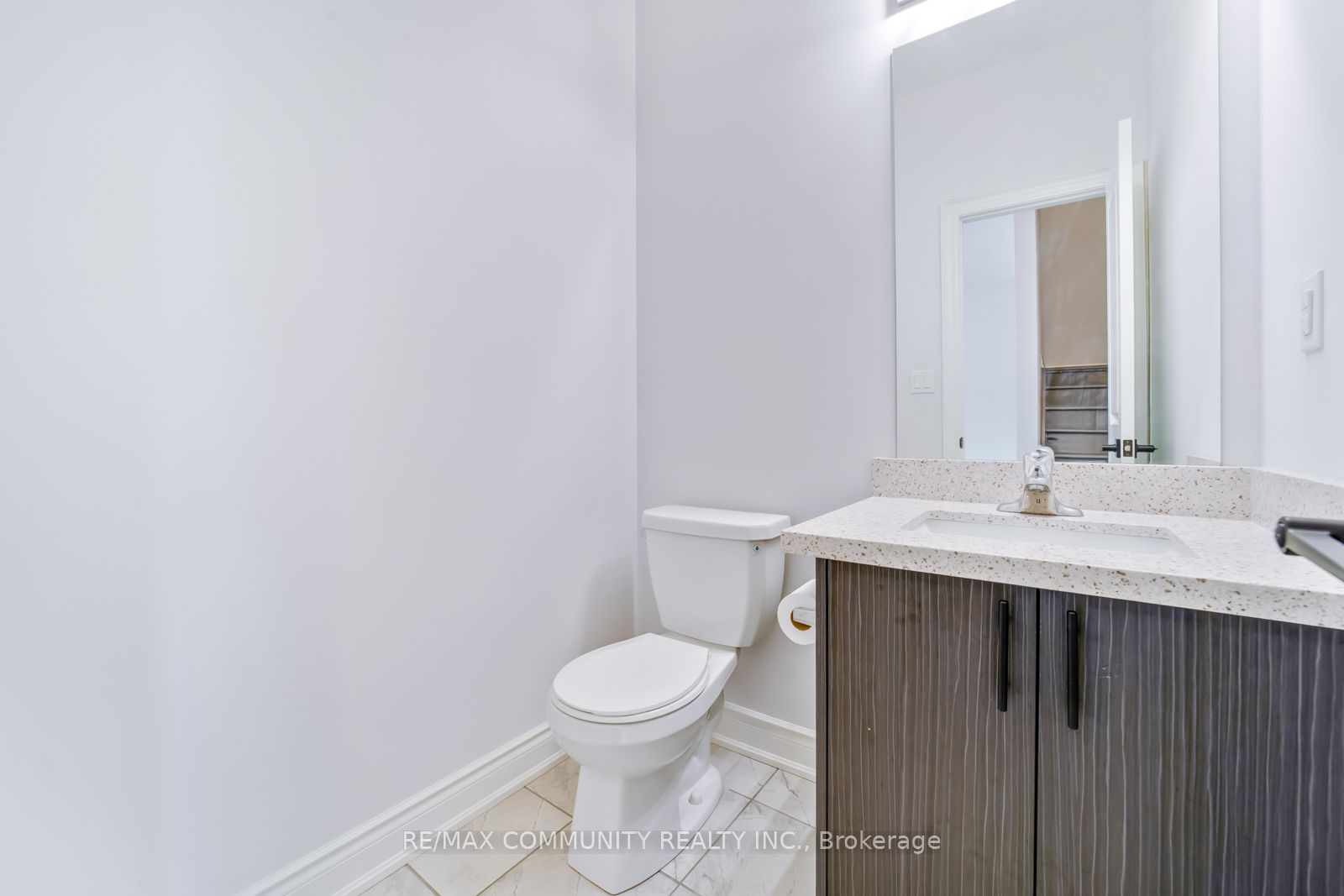 16 Alan Williams Trail