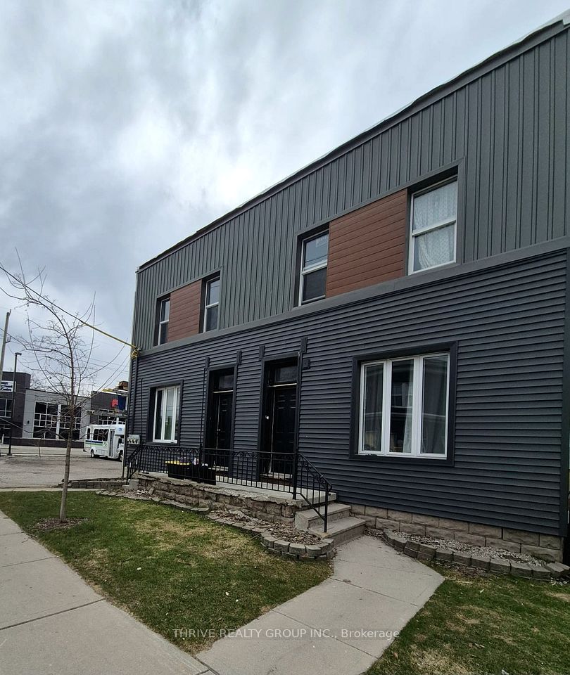 #Lower - 261 Clarence Street, London East, ON N6B 2K2
