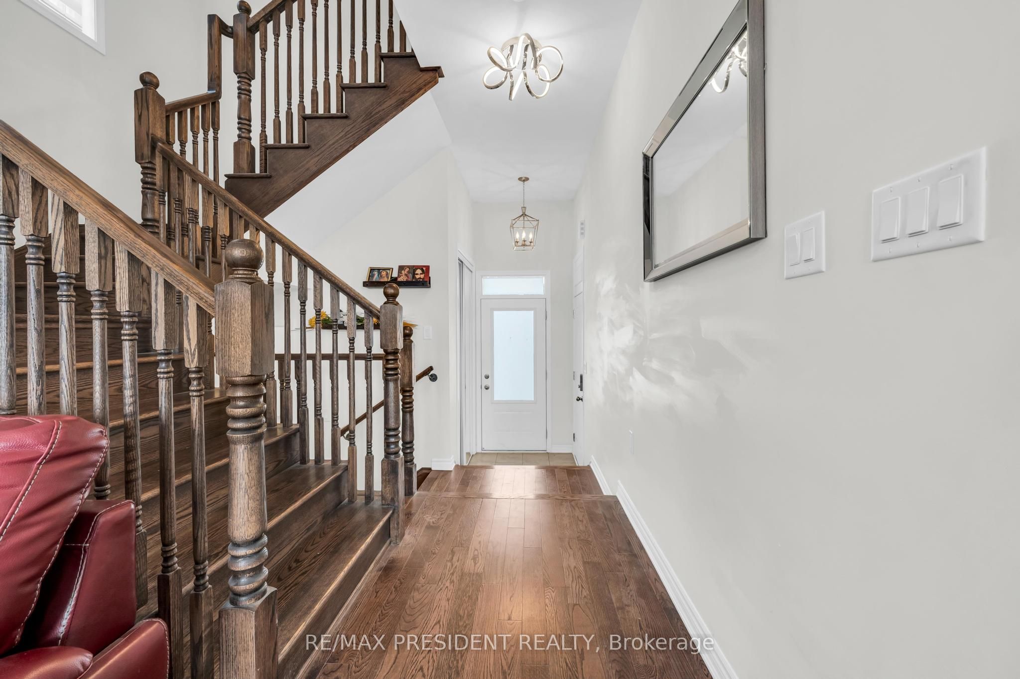 10 Callahan Court
