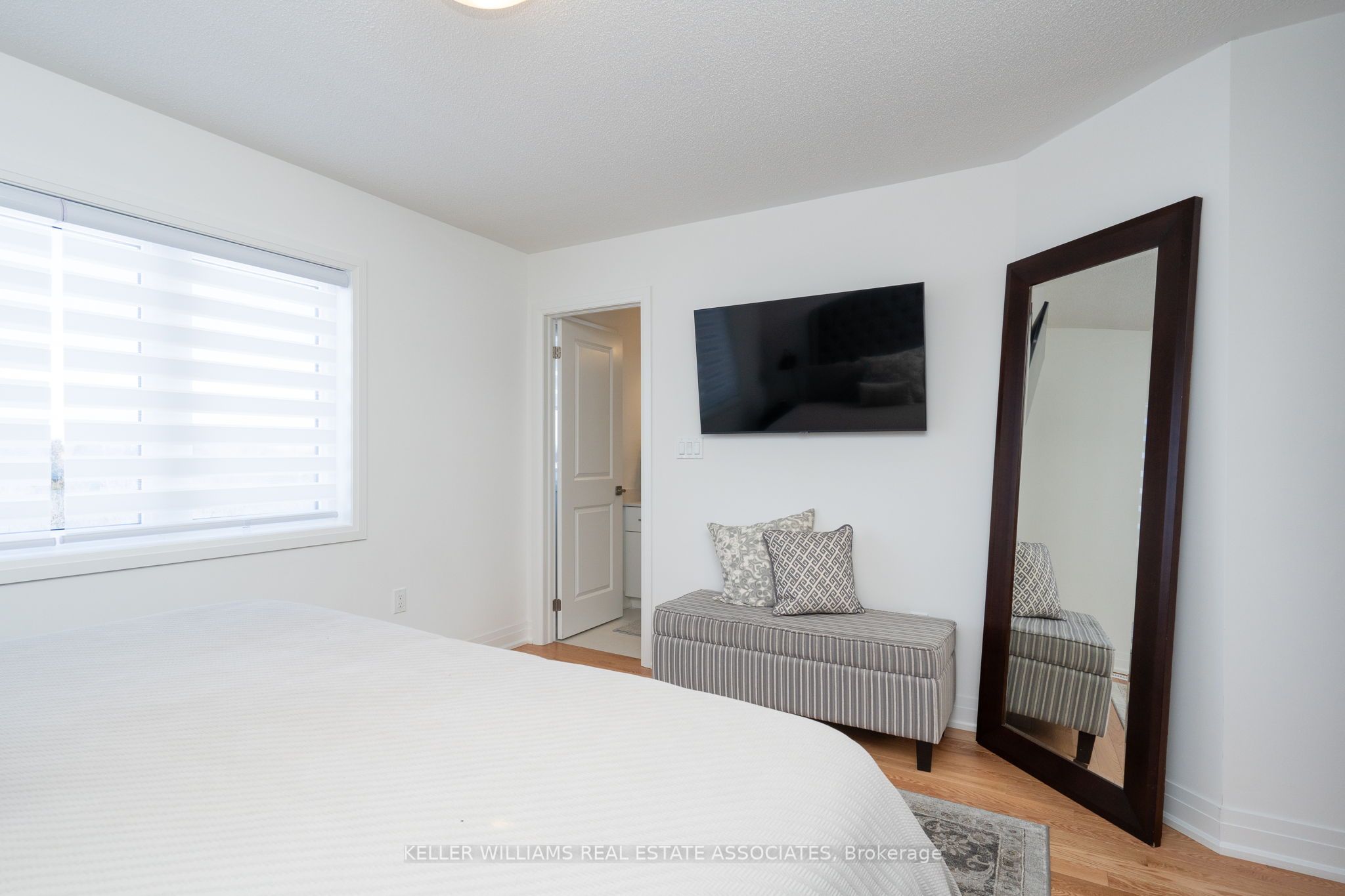 16 Humberstone Drive